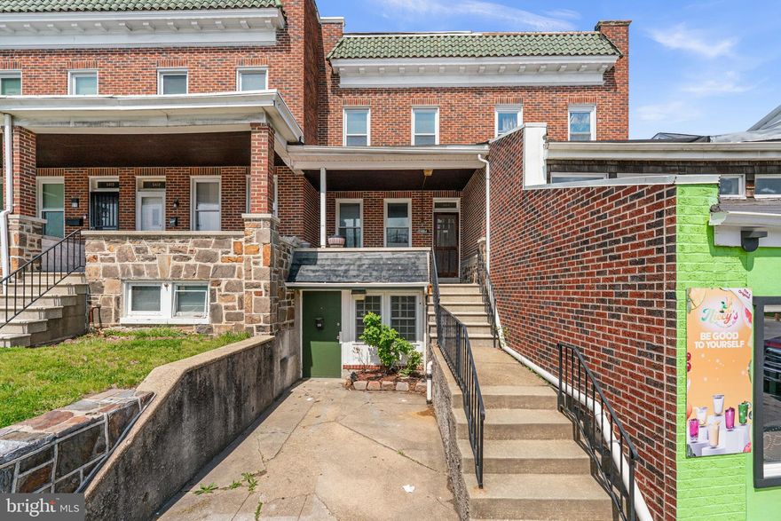 Fully renovated 3 bedroom 3 bath townhouse with front porch in Anthonyville. Beautiful flooring throughout main and upper levels; painted cement floor on lower level. Kitchen has bright white cabinetry, S.S. appliances, gas stove, backsplash, granite countertops and island. Upper level has 3 bedrooms. 1 full bath on main, upper and lower levels. Lower level has laundry room, lots of room for storage, rec room or whatever you desire. Off street parking in rear. Zoned residential / commercial. Must See!!!