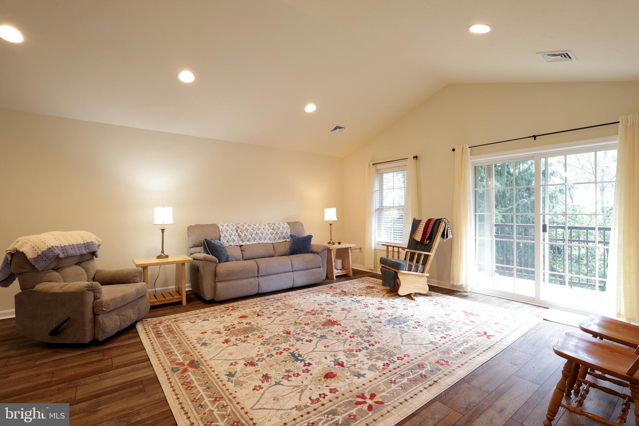 VILLAGE AT PENN STATE - HOMECOMING RIDGE II - Residential