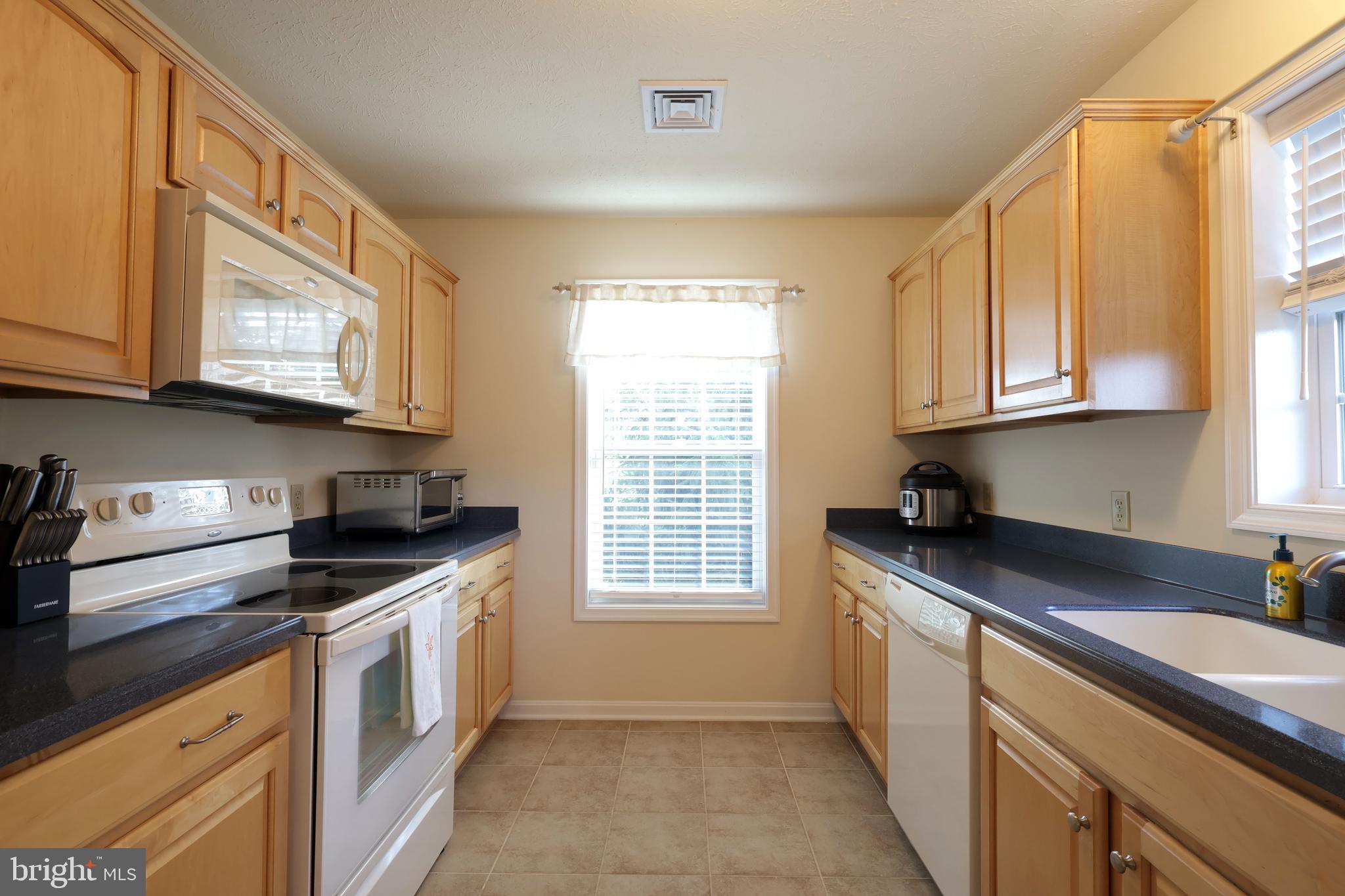 VILLAGE AT PENN STATE - HOMECOMING RIDGE II - Residential