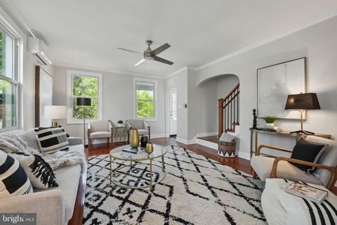 4522 SARGENT ROAD NE WASHINGTON DC 20017
