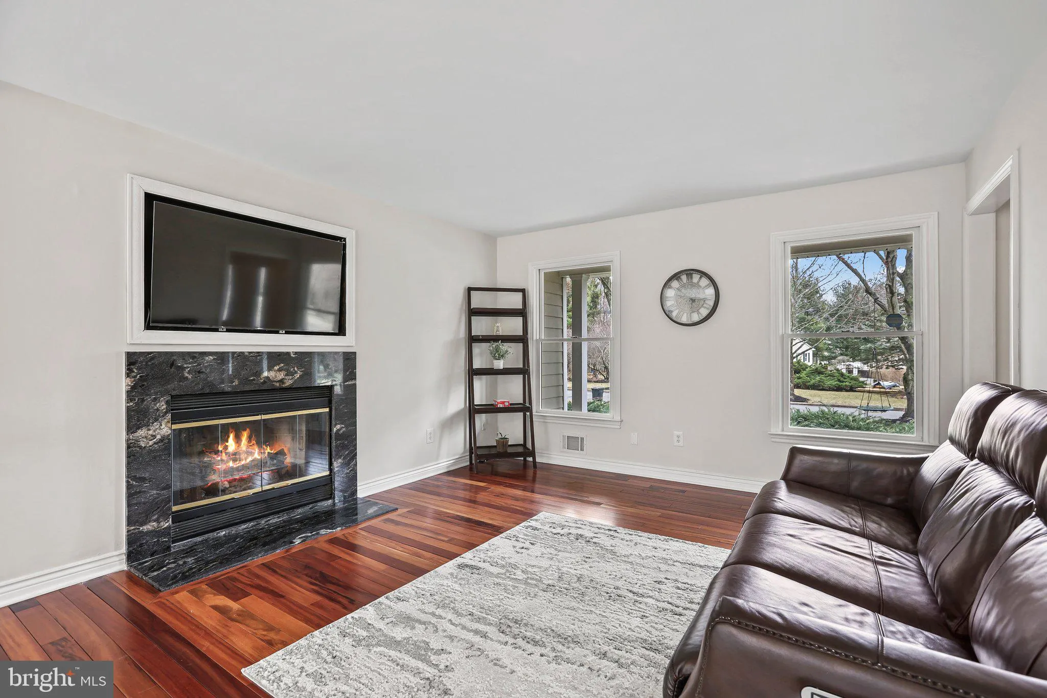 Princeton Junction, New Jersey 08550, United States, 4 Bedrooms Bedrooms, ,3 BathroomsBathrooms,Residential,Pending,101025