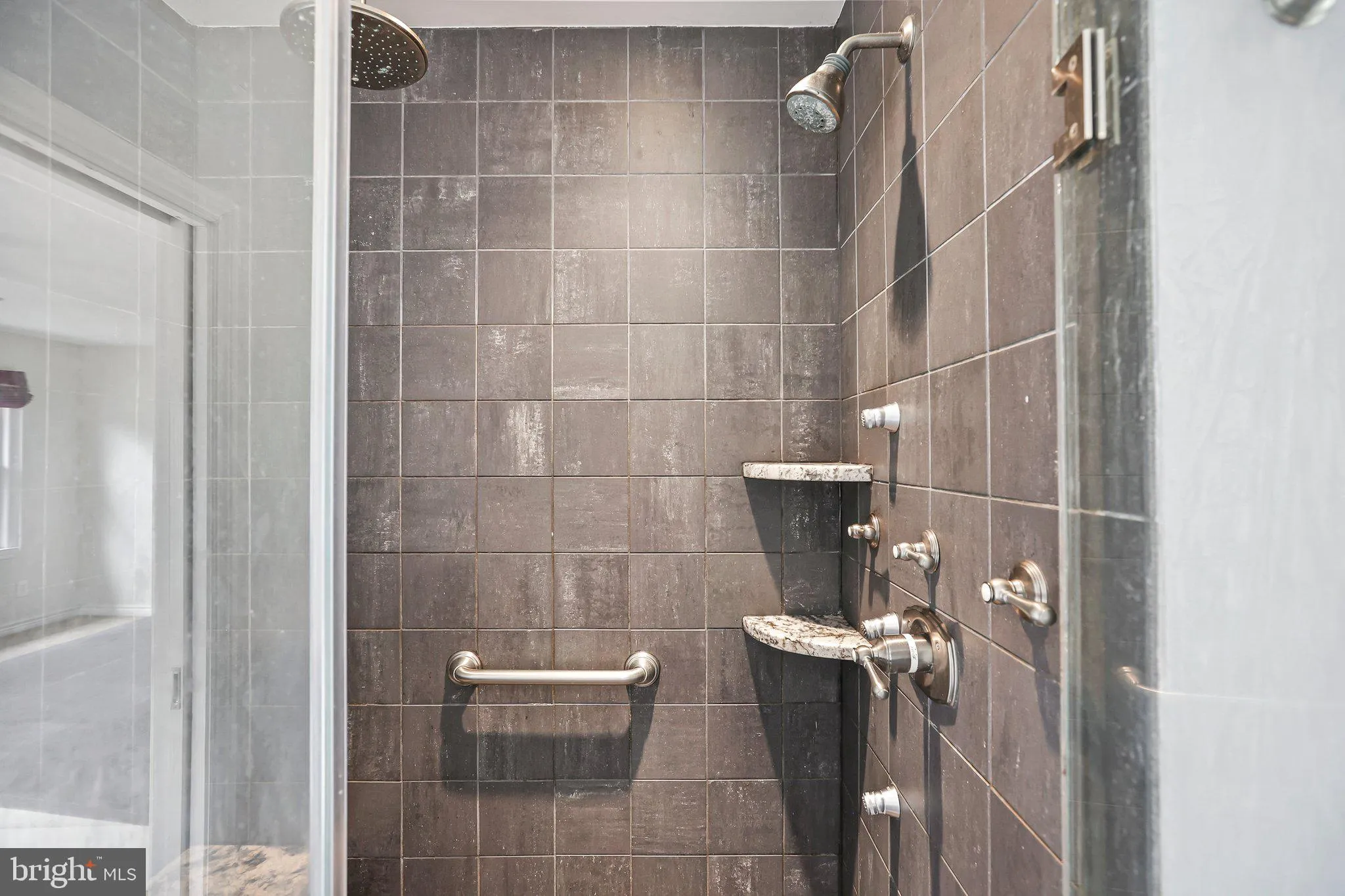 Princeton Junction, New Jersey 08550, United States, 4 Bedrooms Bedrooms, ,3 BathroomsBathrooms,Residential,Pending,101025