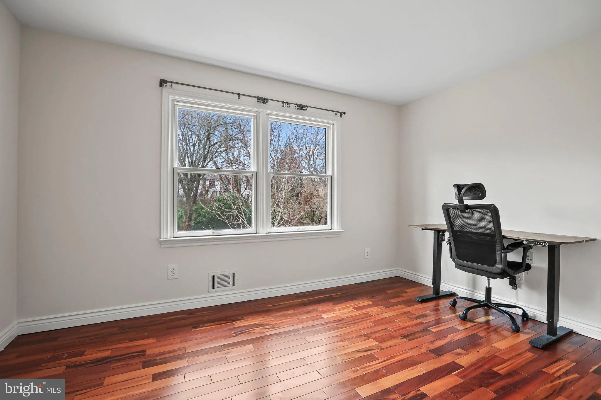 Princeton Junction, New Jersey 08550, United States, 4 Bedrooms Bedrooms, ,3 BathroomsBathrooms,Residential,Pending,101025