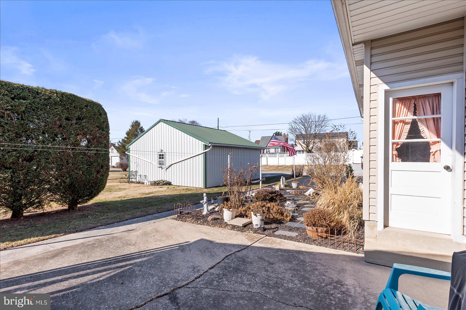 MCSHERRYSTOWN - Residential