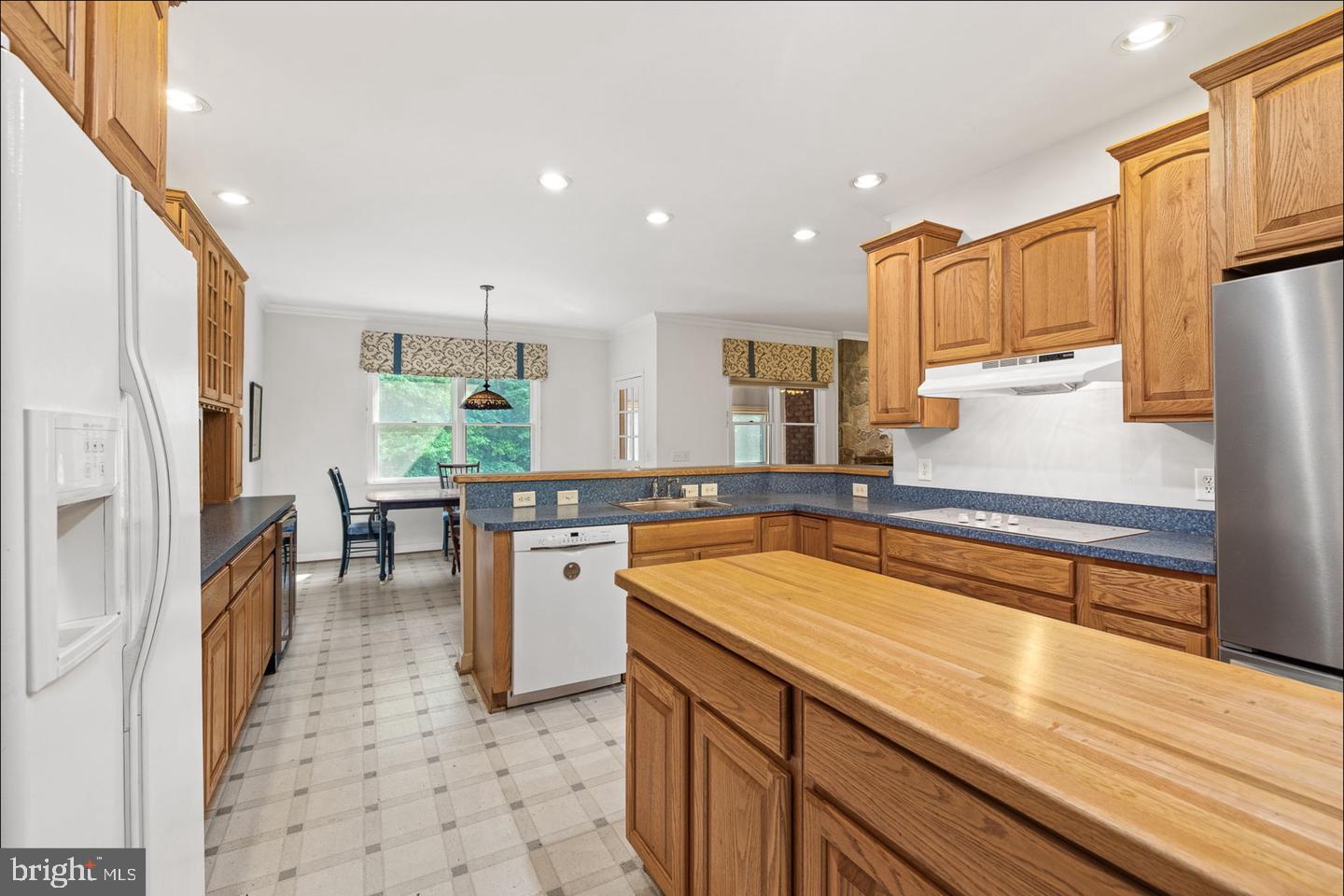 DOGWOOD AIR PARK - Residential