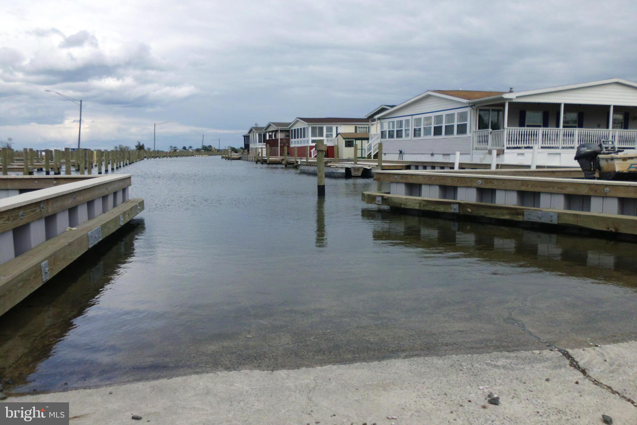 MARINERS COVE - Residential