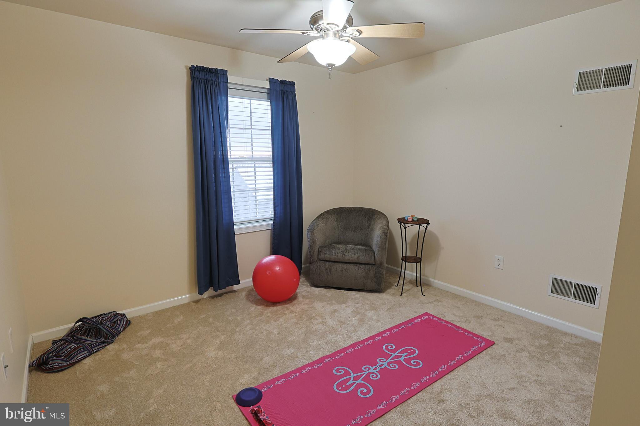 CEDAR HOLLOW - Residential