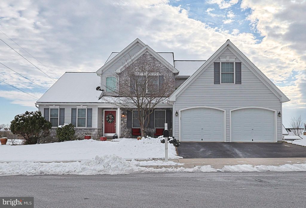 Photo of 425 Zachary Drive, MANHEIM, PA 17545 (MLS # PALA2081850)