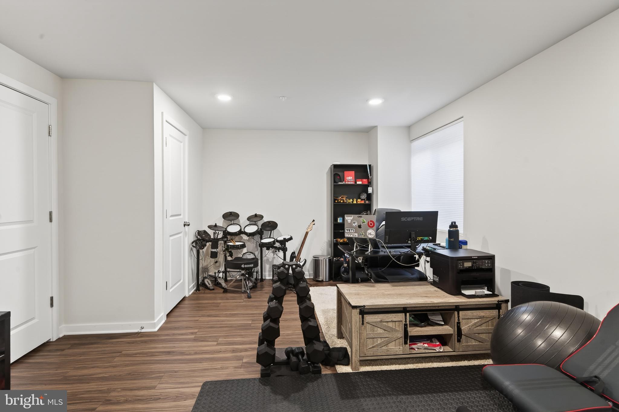 CLOVER MILL - Residential