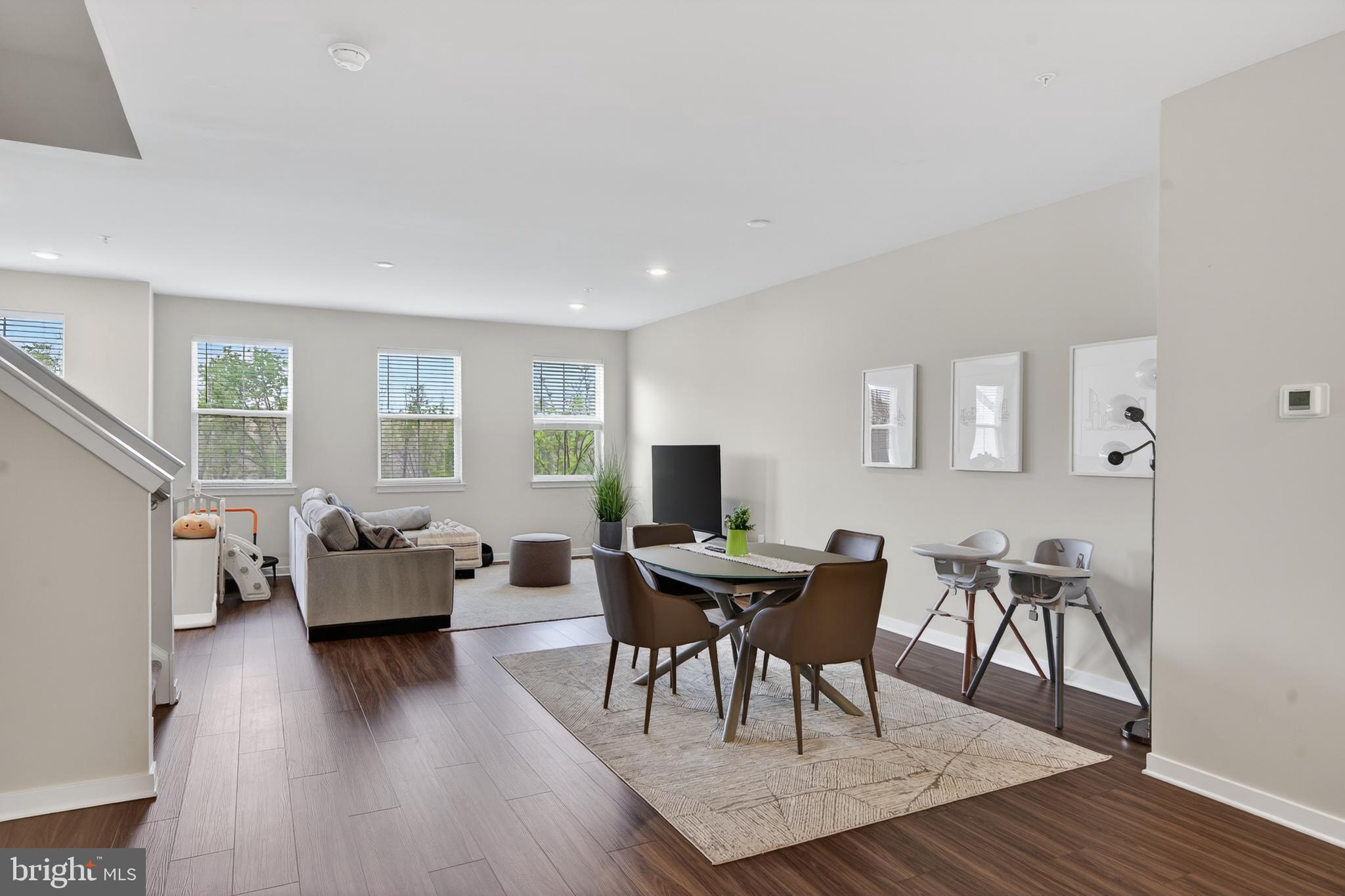 CLOVER MILL - Residential