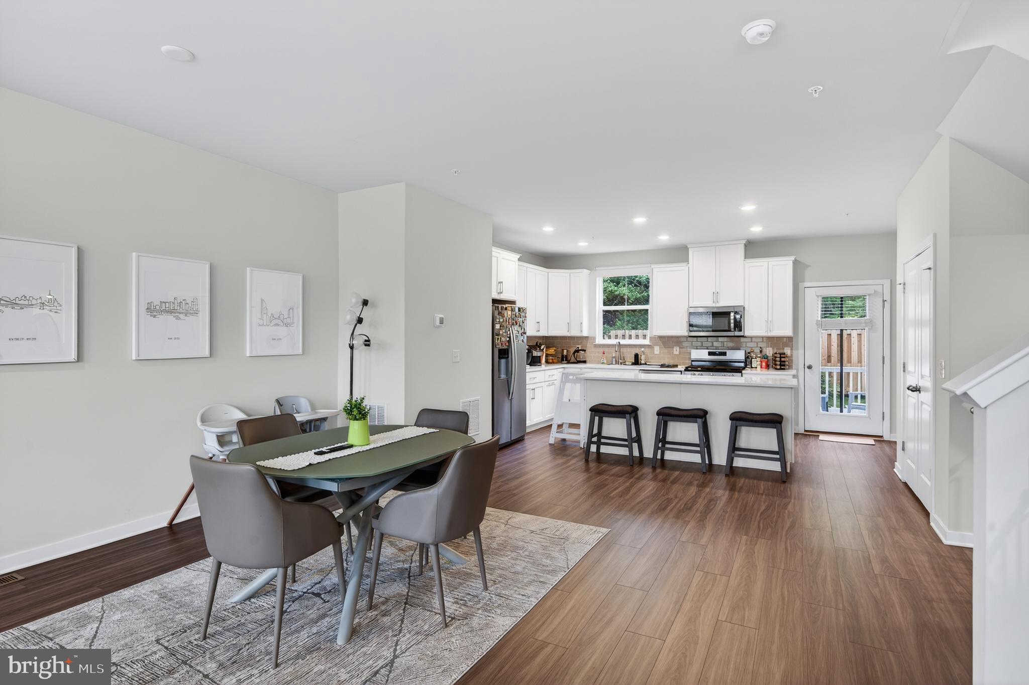 CLOVER MILL - Residential