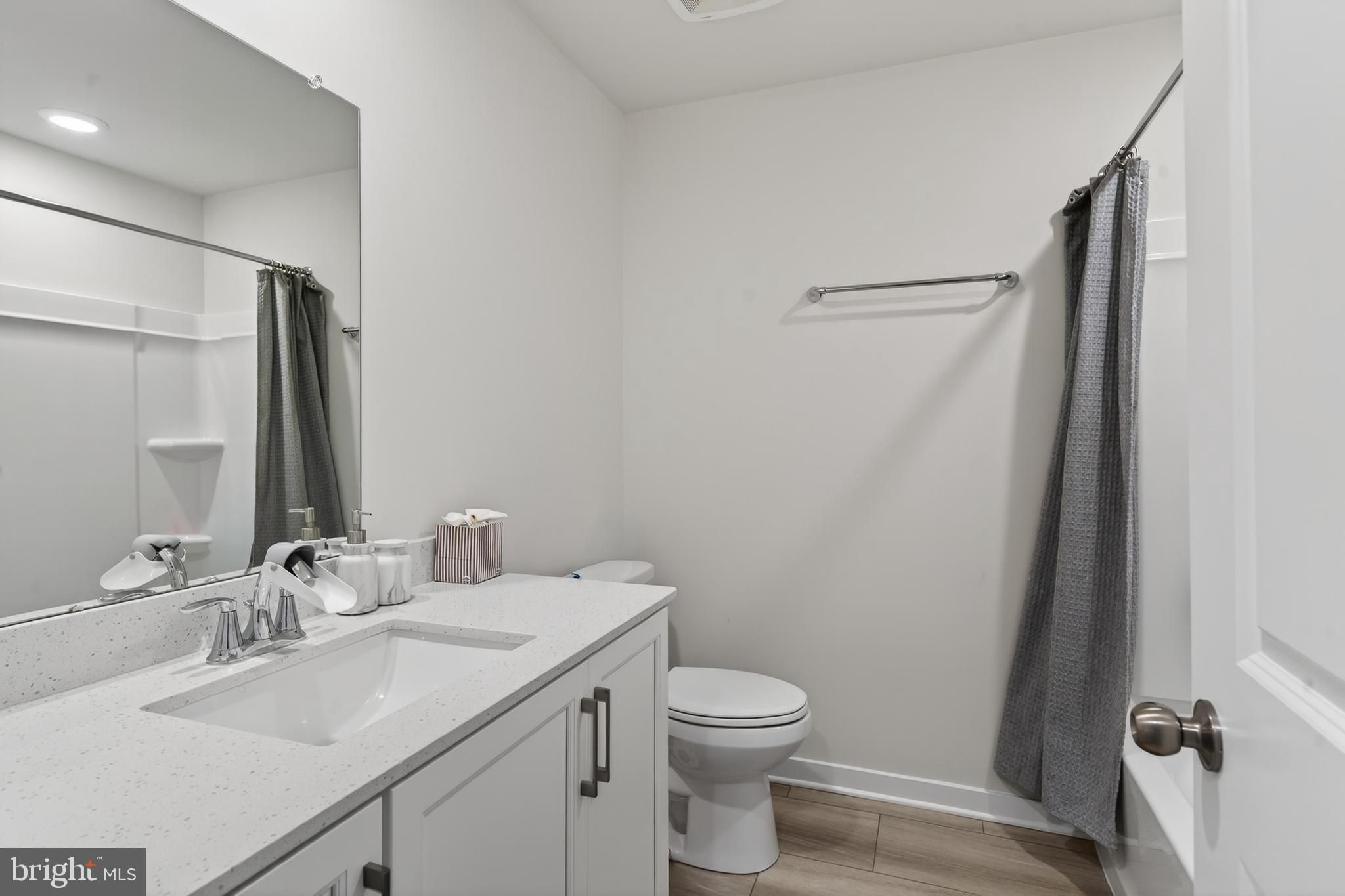 CLOVER MILL - Residential
