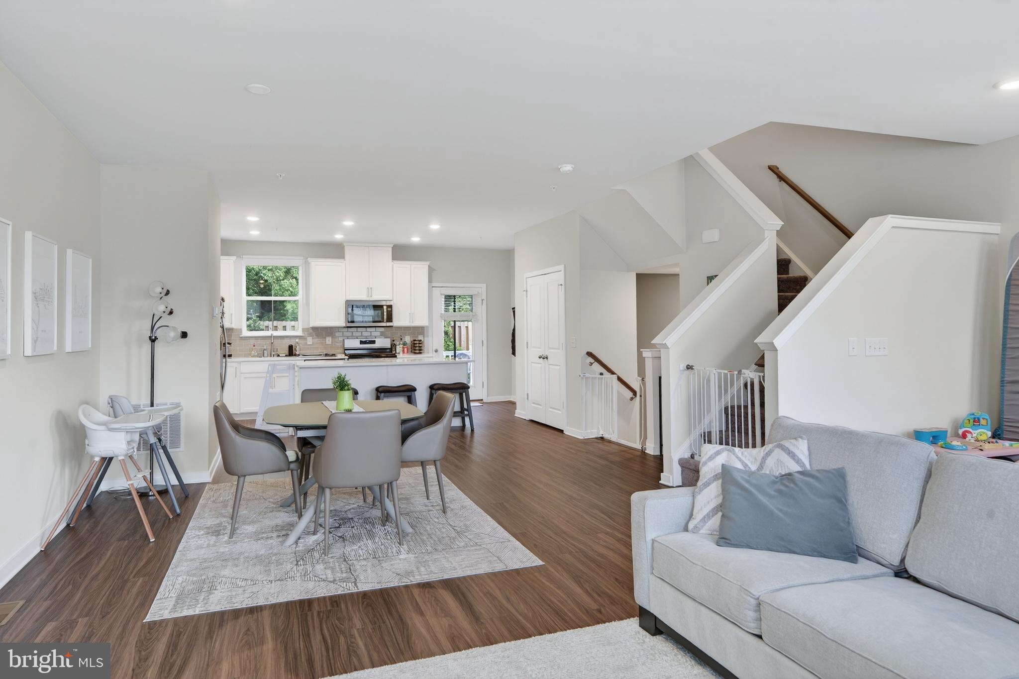 CLOVER MILL - Residential