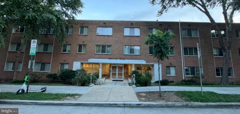 2710 MACOMB STREET NW 204 WASHINGTON DC 20008