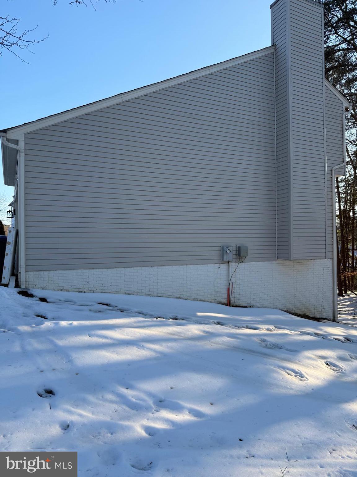 30 WESTHAMPTON COURT