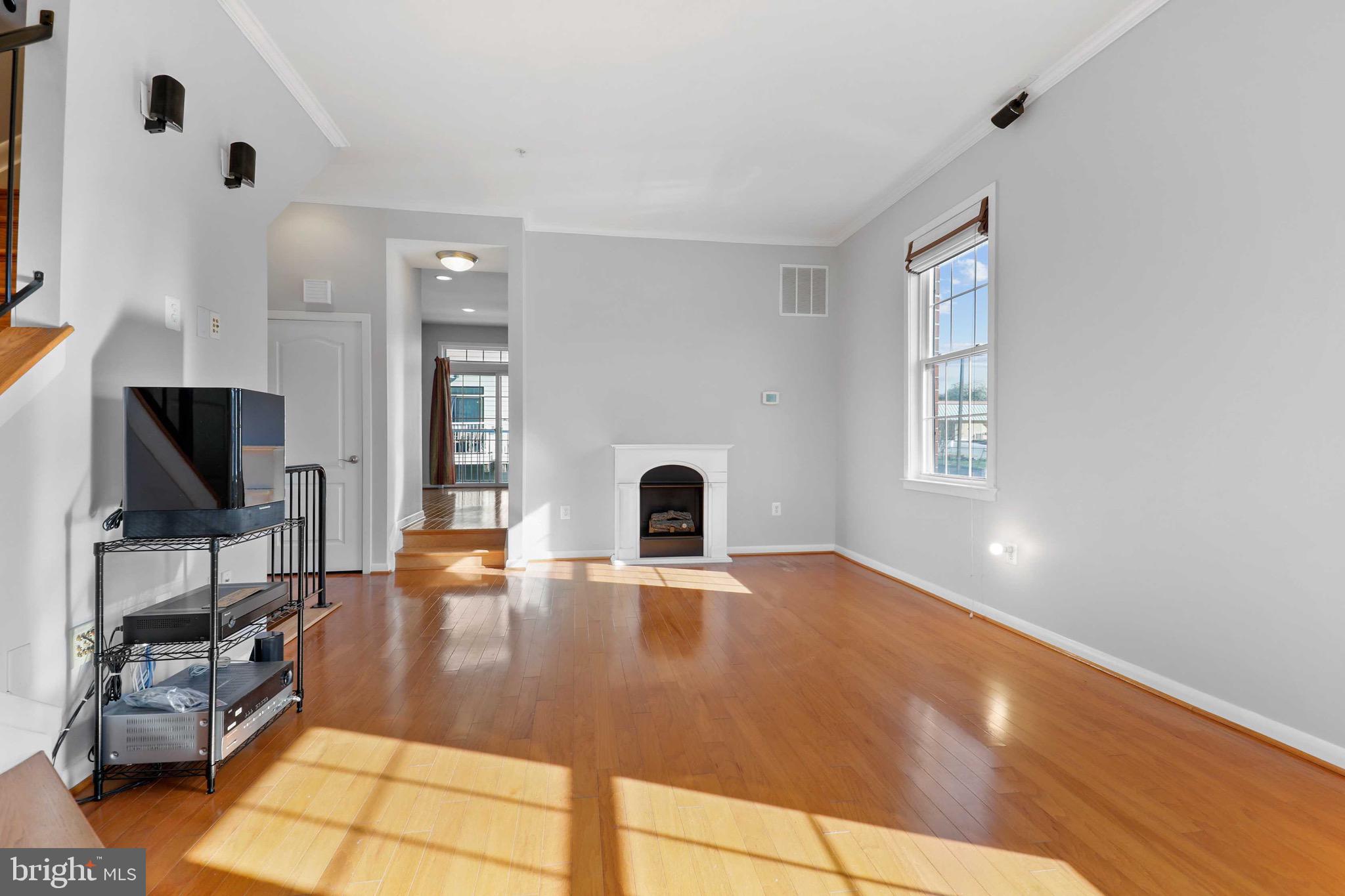 FELLS POINT HISTORIC DISTRICT - Residential Lease