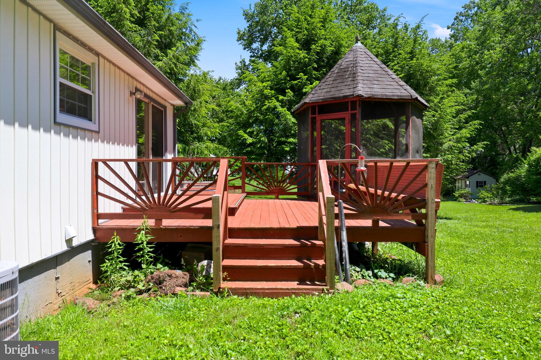 MOSBY MEADOWS - Residential