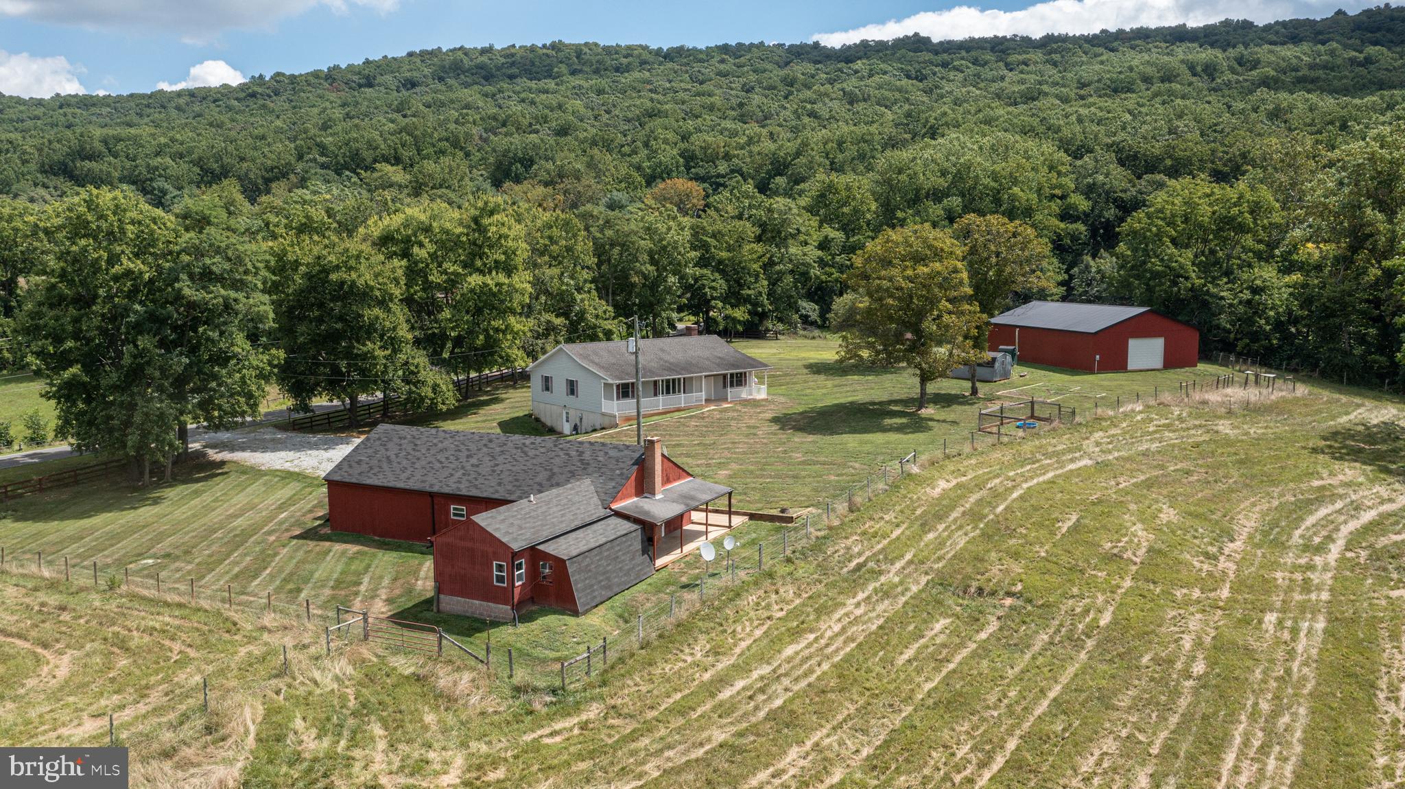 NEERSVILLE - Residential