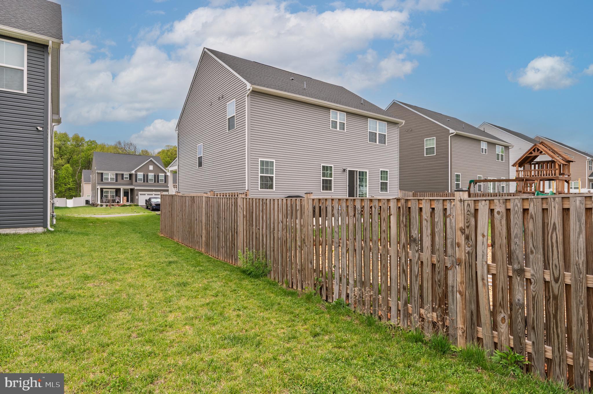 THE LAKES AT MARTINSBURG - Residential