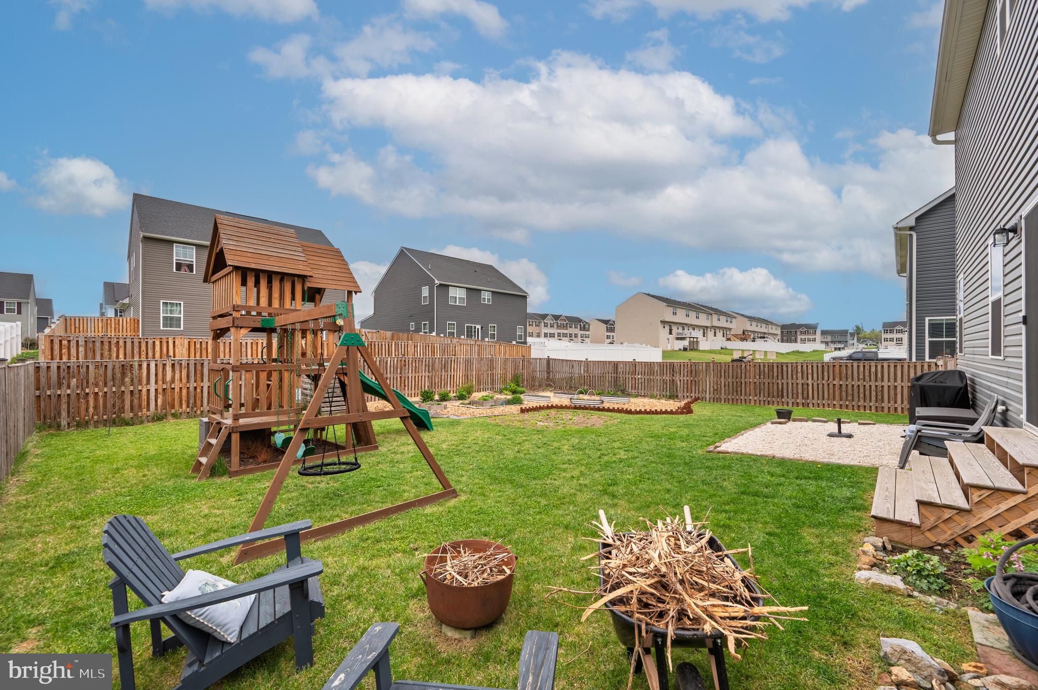 THE LAKES AT MARTINSBURG - Residential