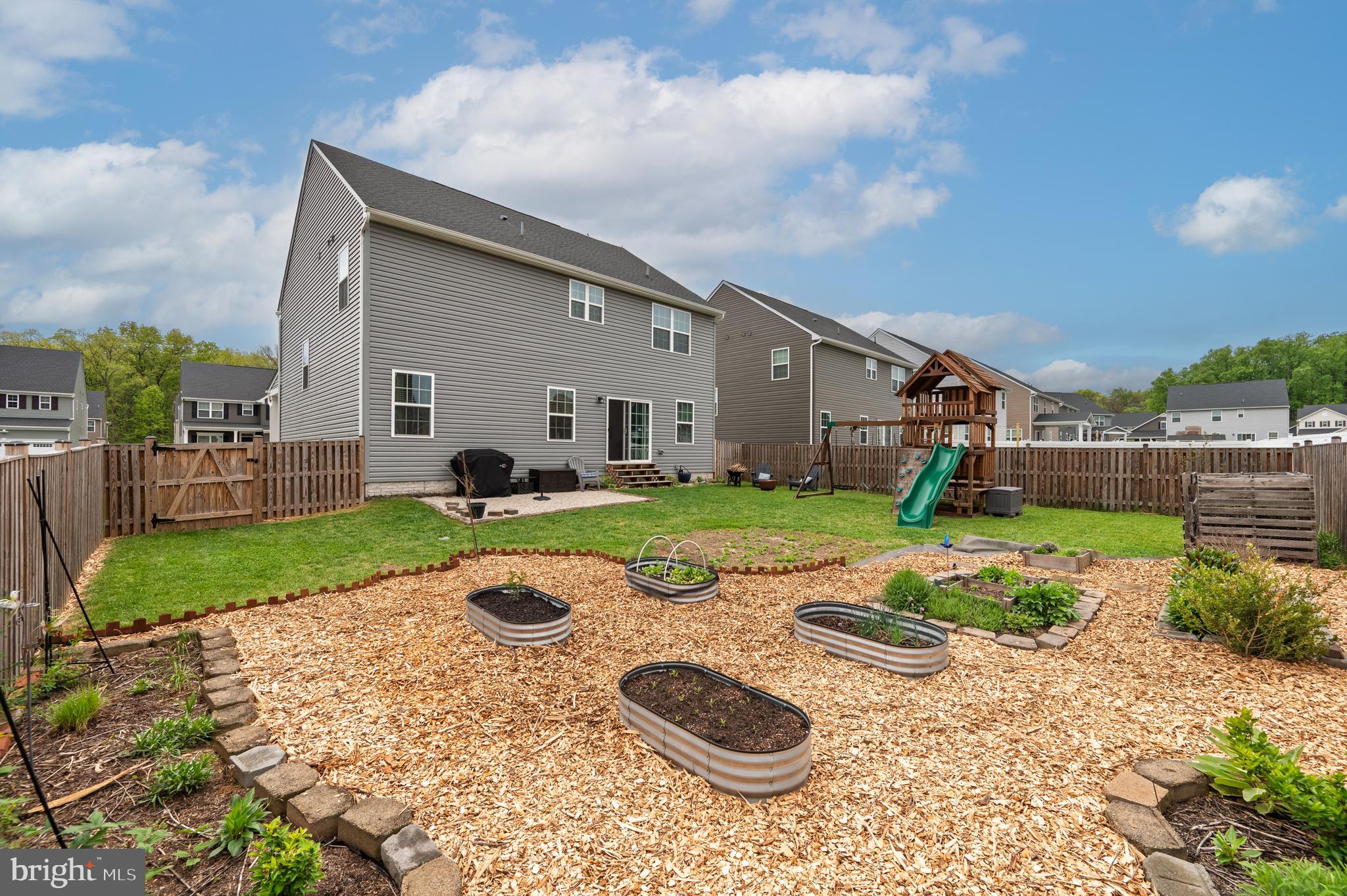 THE LAKES AT MARTINSBURG - Residential