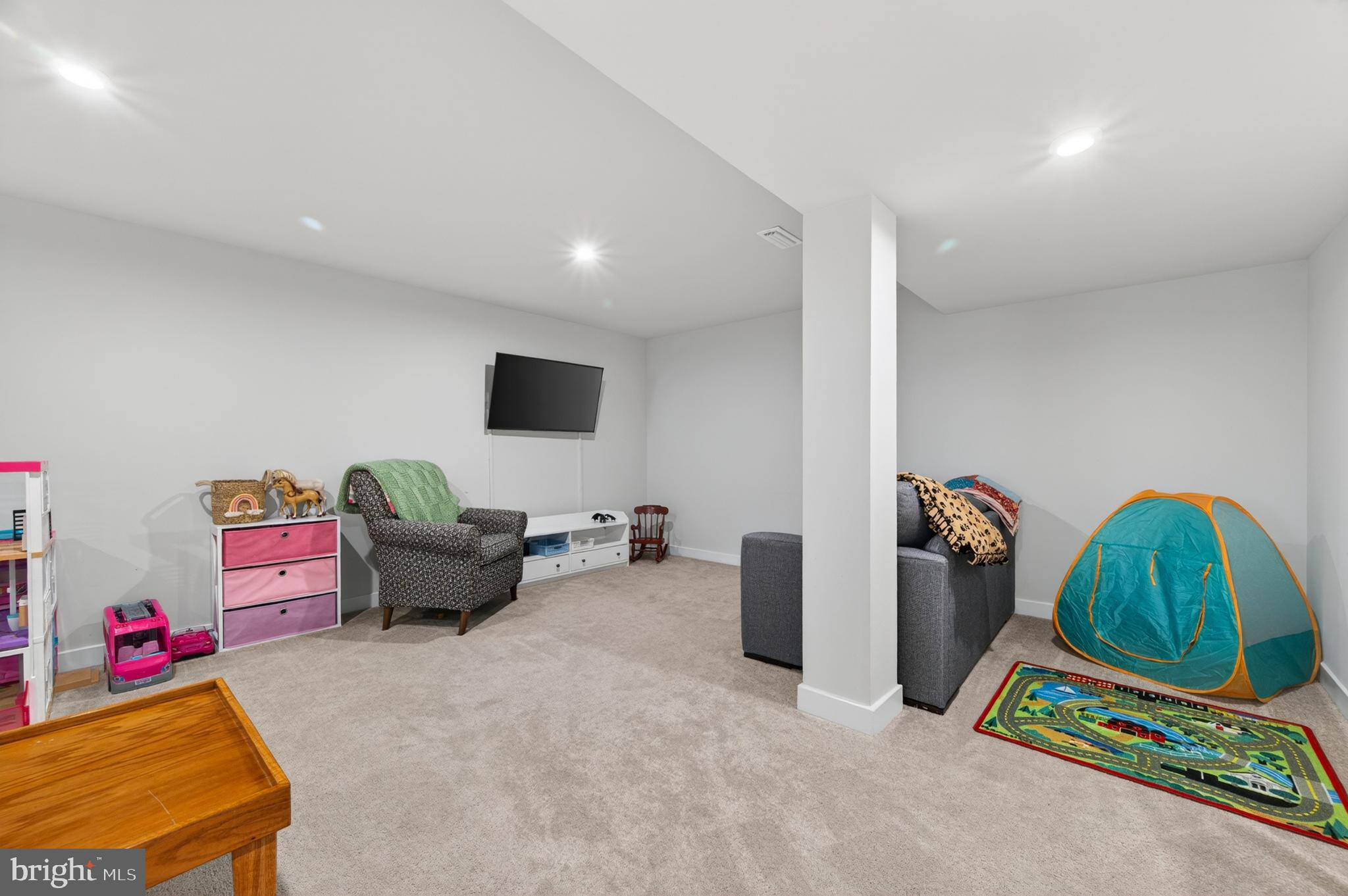 THE LAKES AT MARTINSBURG - Residential