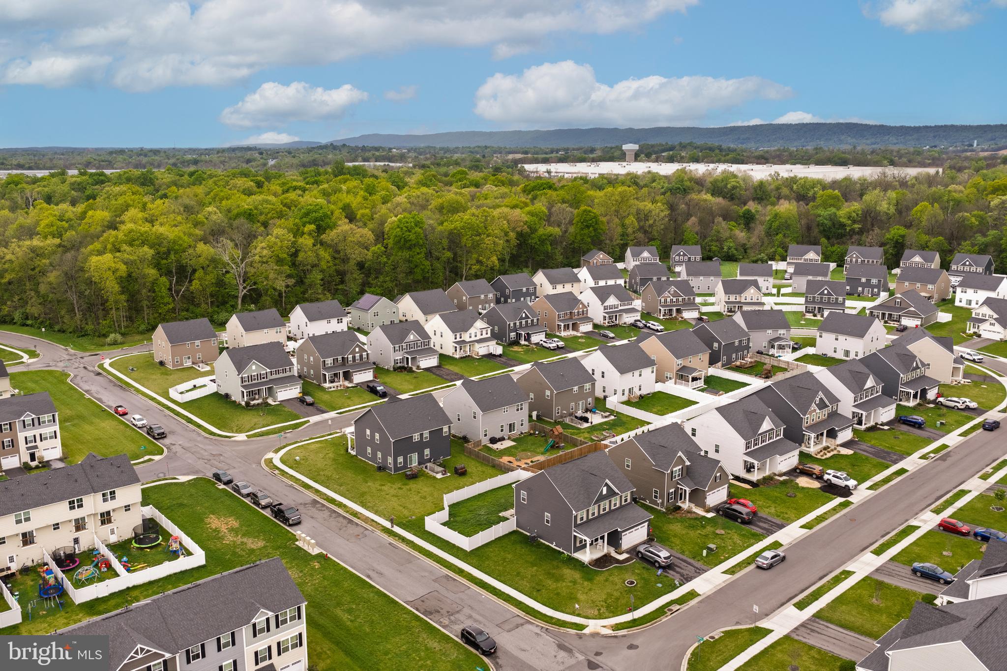 THE LAKES AT MARTINSBURG - Residential