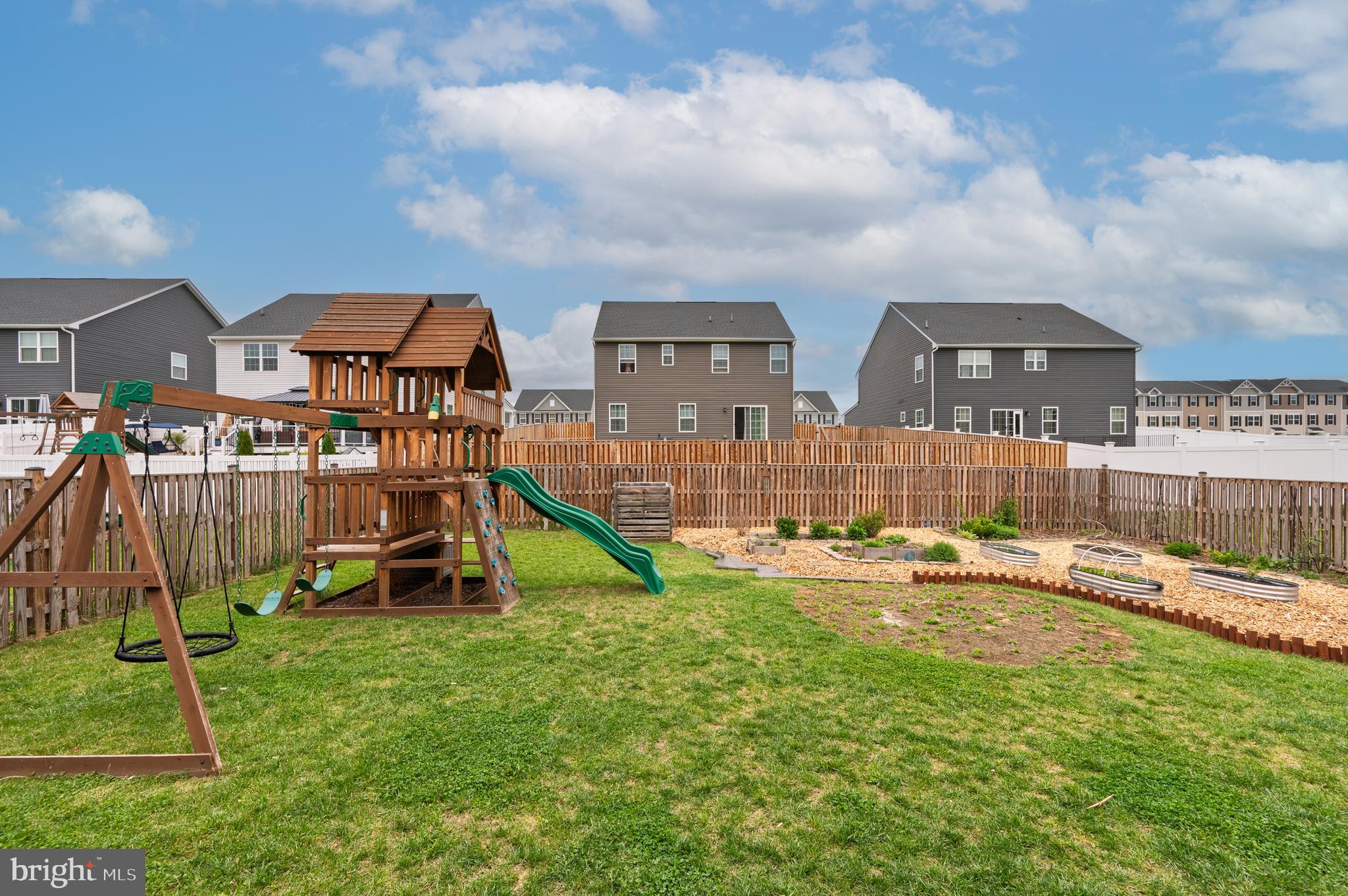THE LAKES AT MARTINSBURG - Residential