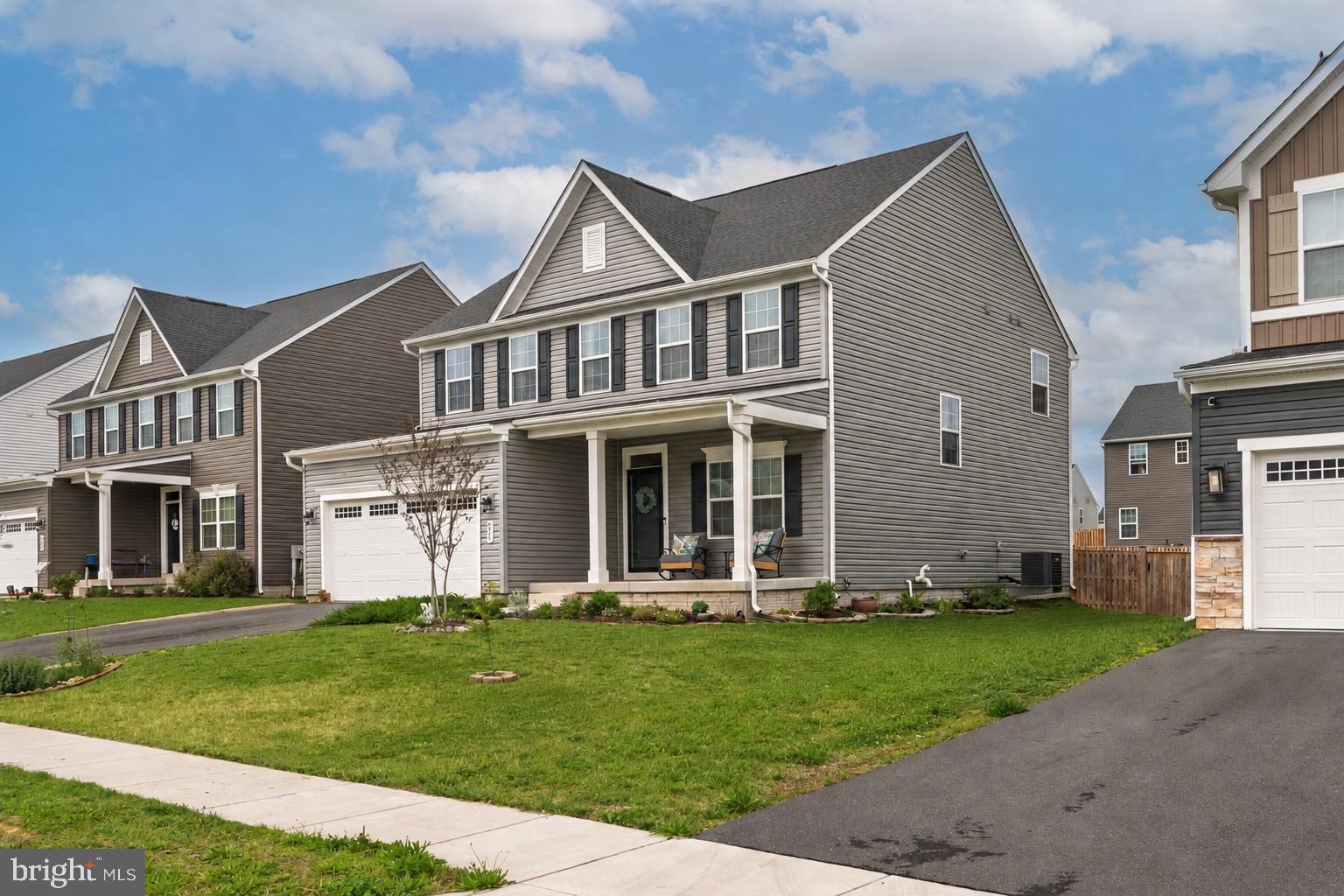 THE LAKES AT MARTINSBURG - Residential