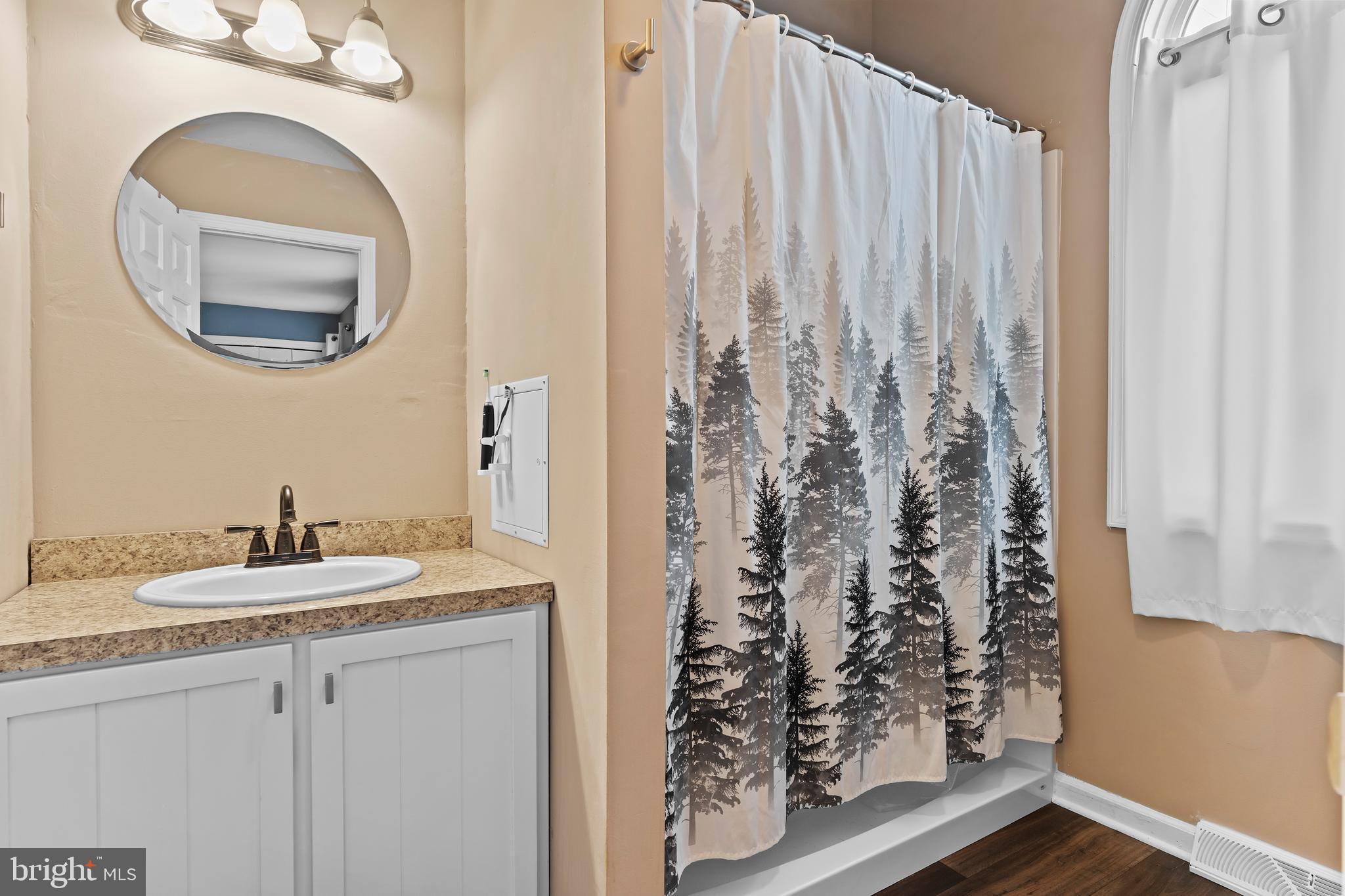 BEACON HILL - Residential