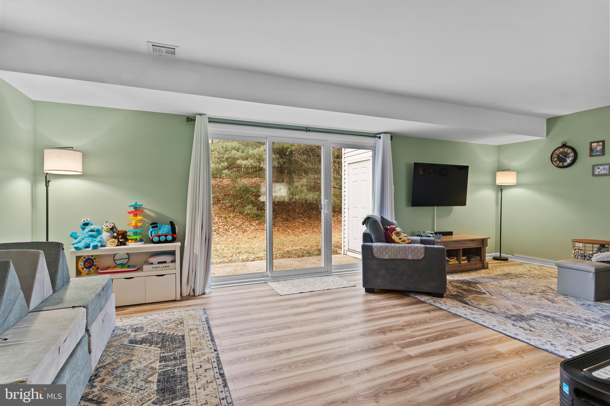 BEACON HILL - Residential