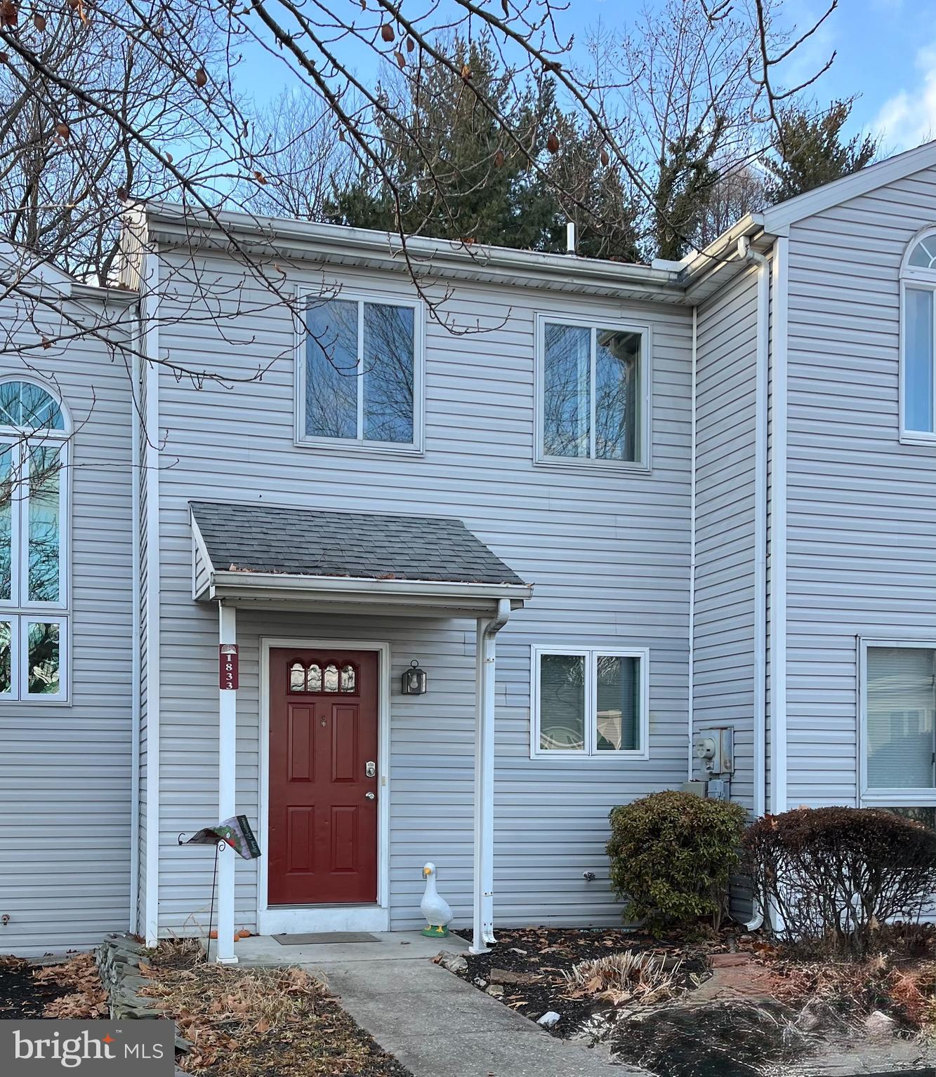 1833 CREEK VIEW DRIVE