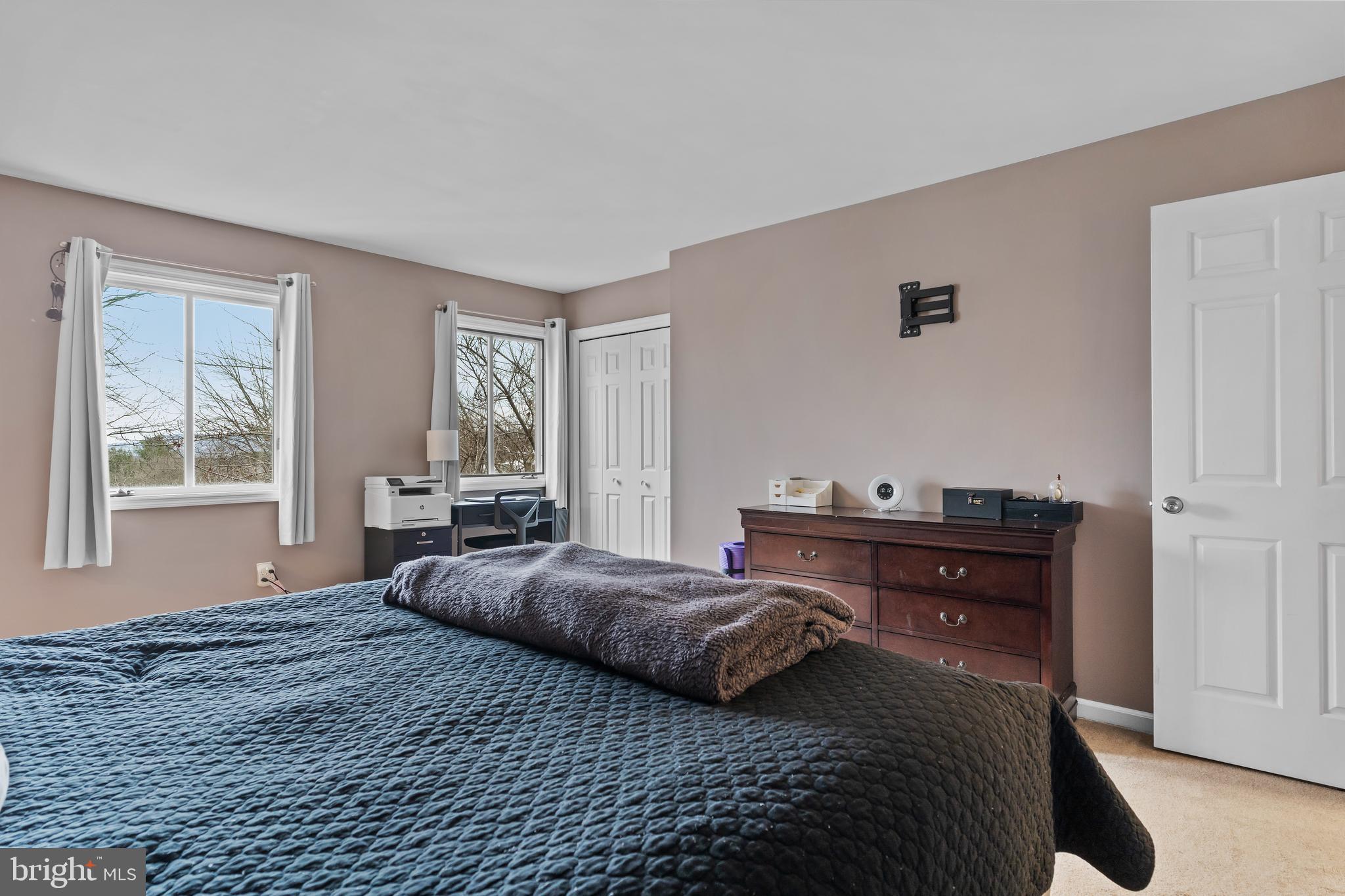 BEACON HILL - Residential