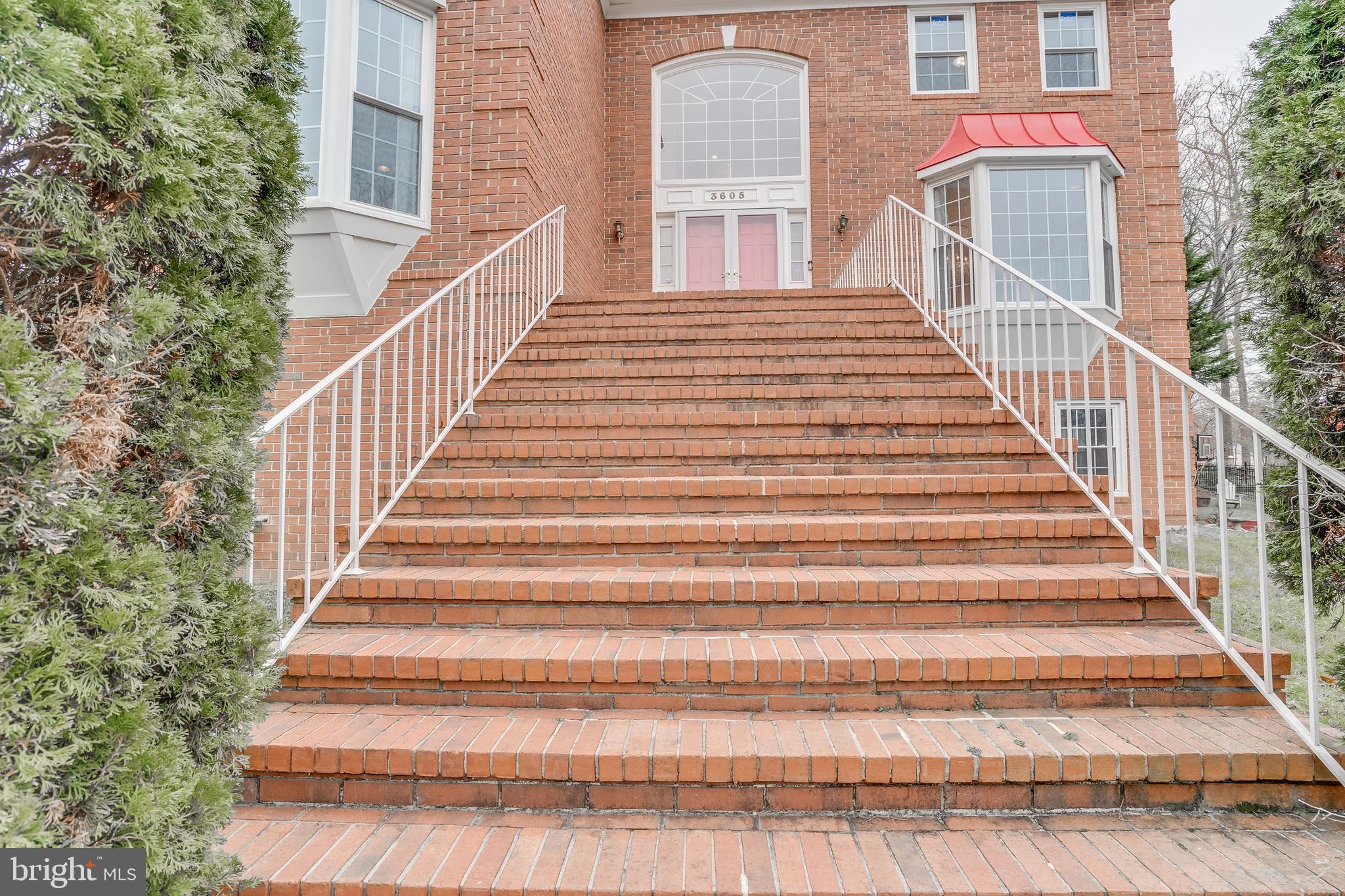 TRINITY ESTATE - Residential