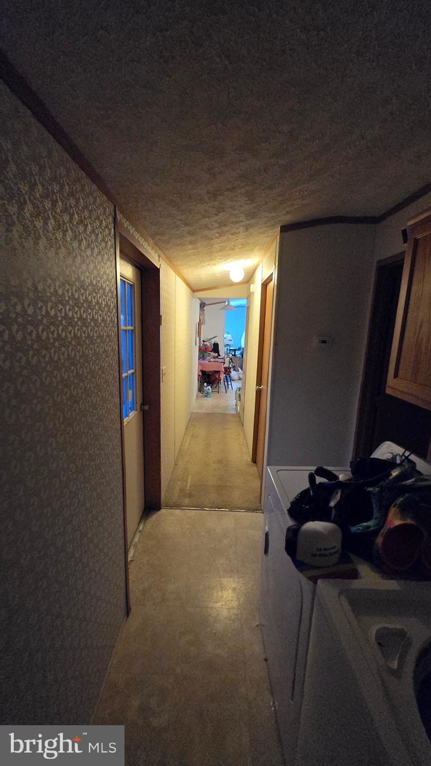 PALMDALE MOBILE HOME PARK - Residential