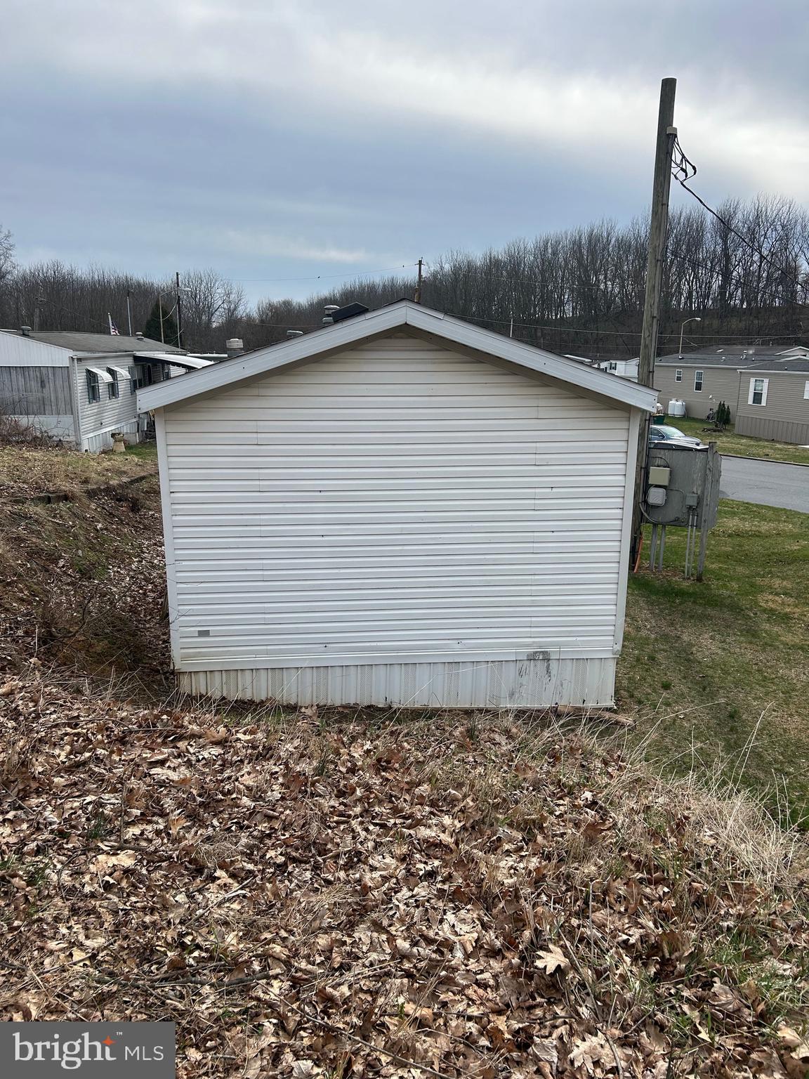 PALMDALE MOBILE HOME PARK - Residential