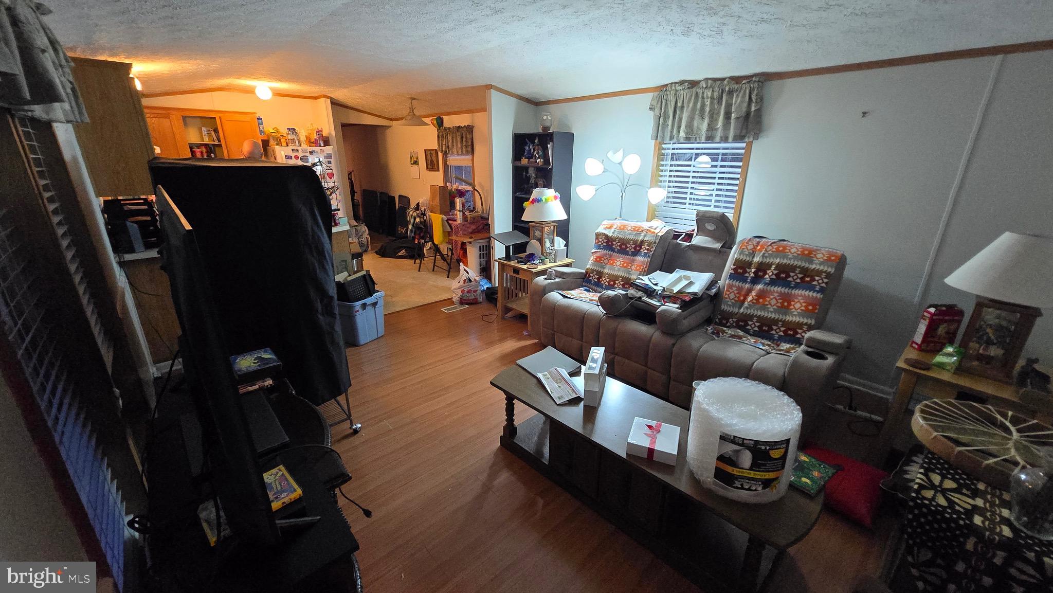 PALMDALE MOBILE HOME PARK - Residential