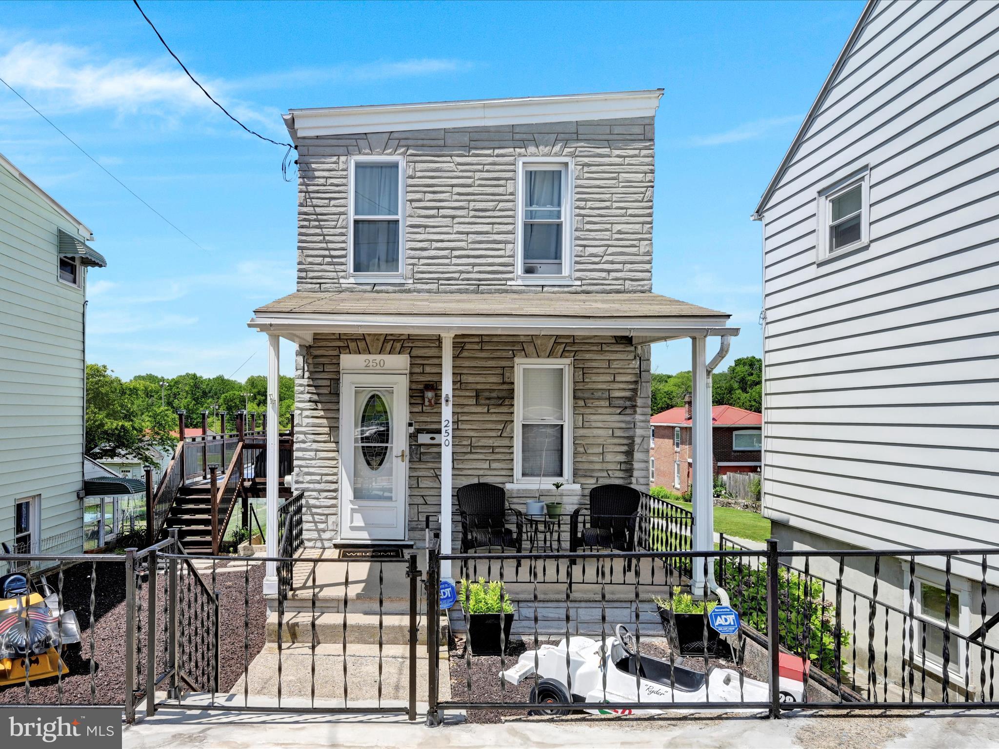 Welcome to a charming three-bedroom, two-bath home located in the heart of a friendly small-town neighborhood. This inviting property offers the rare advantage of front-row views of the annual King Frost Parade—yes, you’ll have the best seat in town without leaving your porch.
Set on a generously sized lot, there’s plenty of space for outdoor activities, gardening projects, or simply enjoying the open air. A private backyard allows for summer barbecues, while a spacious garage provides convenient off-street parking with ample storage.
Inside, you'll find a thoughtful layout that includes a full bathroom on the first floor, ideal for guests or quick cleanups after gardening. Don’t miss the soaking tub—it’s your personal ticket to unwind after a long day.The basement features another full bathroom and offers flexible space perfect for entertaining, hobbies, or movie nights.
Upstairs, the primary bedroom offers comfort and privacy, with two additional bedrooms ready to serve as offices, guest rooms, or creative spaces.
Located within walking distance of Hamburg Community Park, also known as Etchberger Memorial Park, you’ll have easy access to recreational areas perfect for walks, picnics, and kayaking. Local shops, cafes, and schools are nearby, making this home both convenient and connected.
Whether you’re looking for your first home or a peaceful place to settle in, this property offers a great mix of charm, practicality, and small-town fun. Come take a look—your front-row parade seat is waiting.
