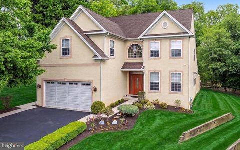 Photo of 304 Carolee Circle, SPRINGFIELD, PA 19064 (MLS # PADE2114112)