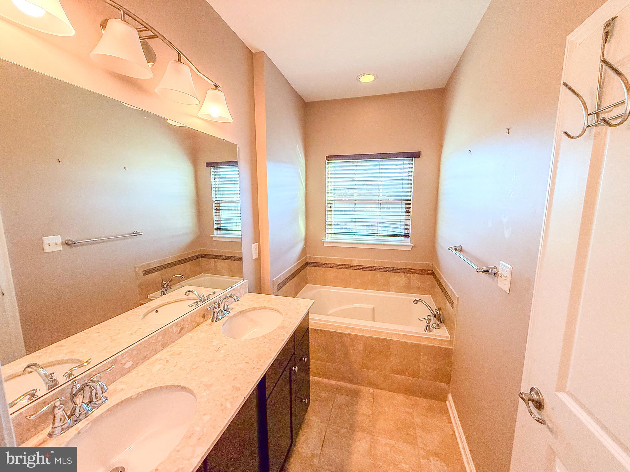 BALLARD GREEN - Residential Lease