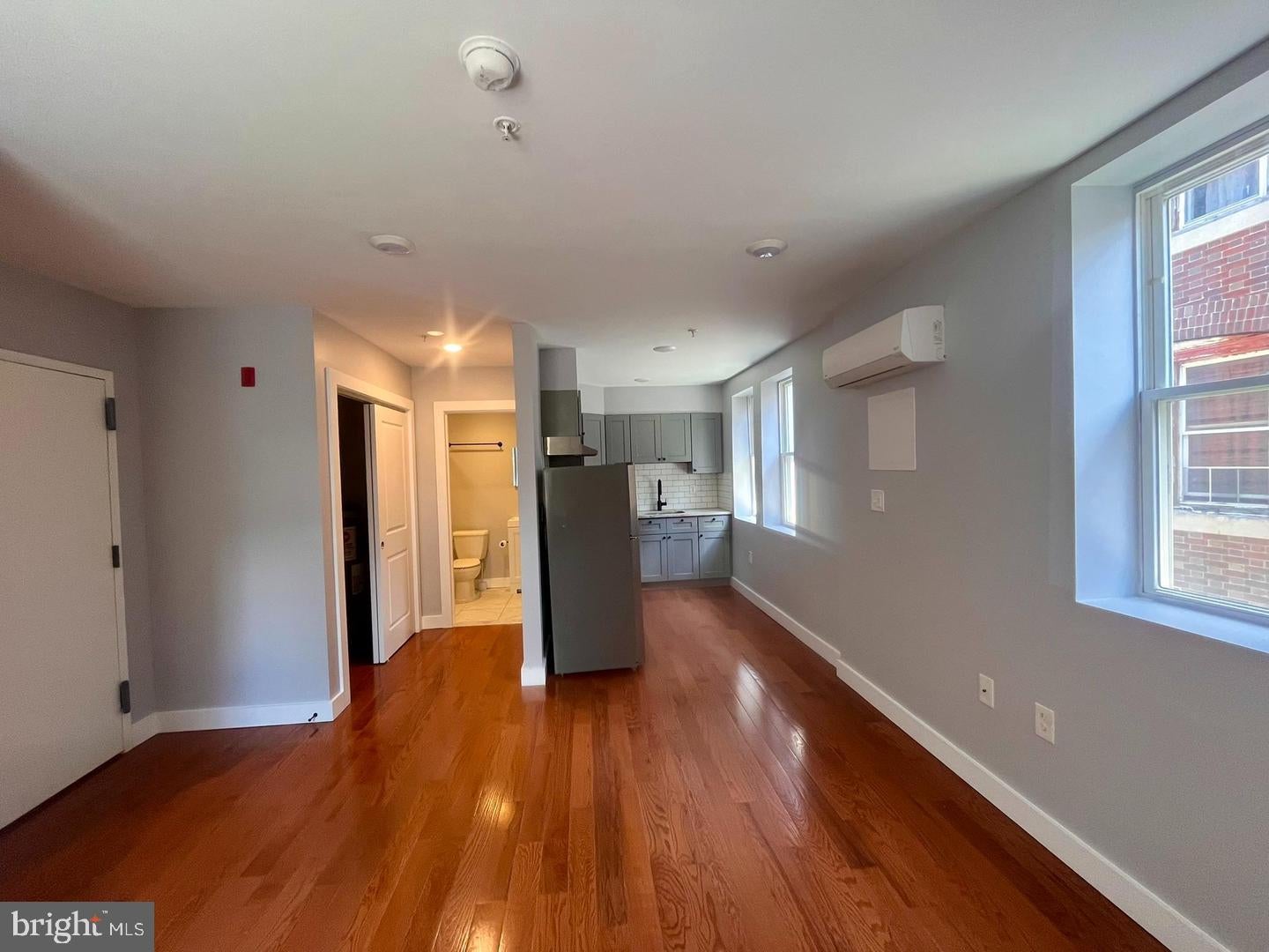 4508 WALNUT STREET 302