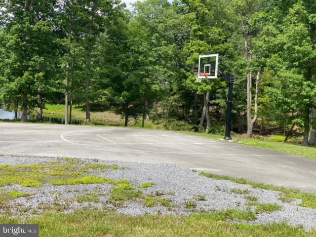 LAKE FOREST ESTATES - Land