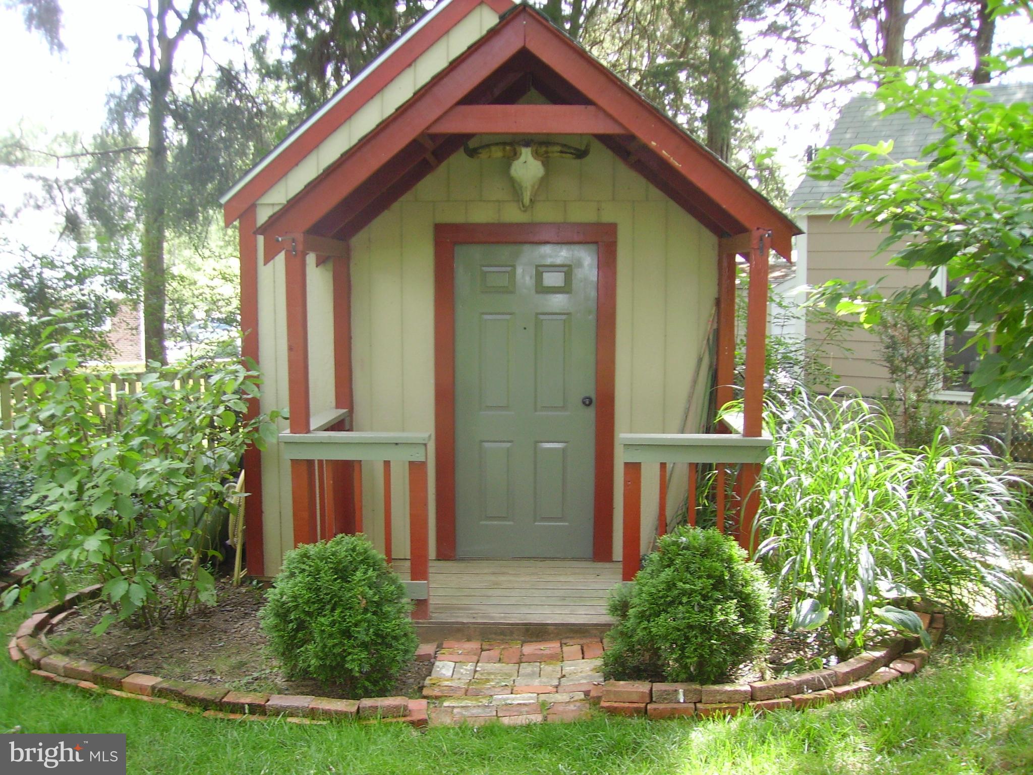 GREEN ACRES - Residential