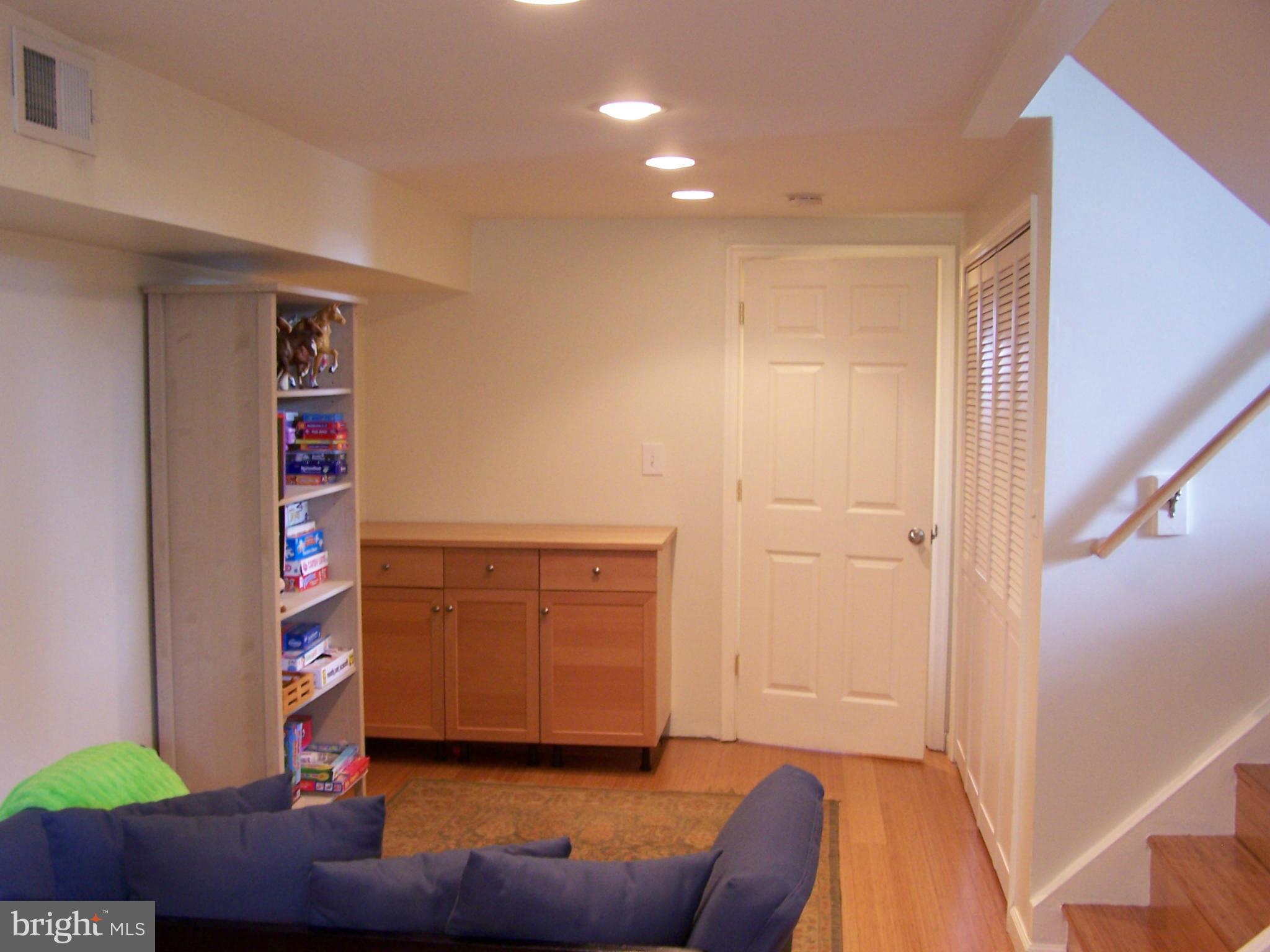 GREEN ACRES - Residential