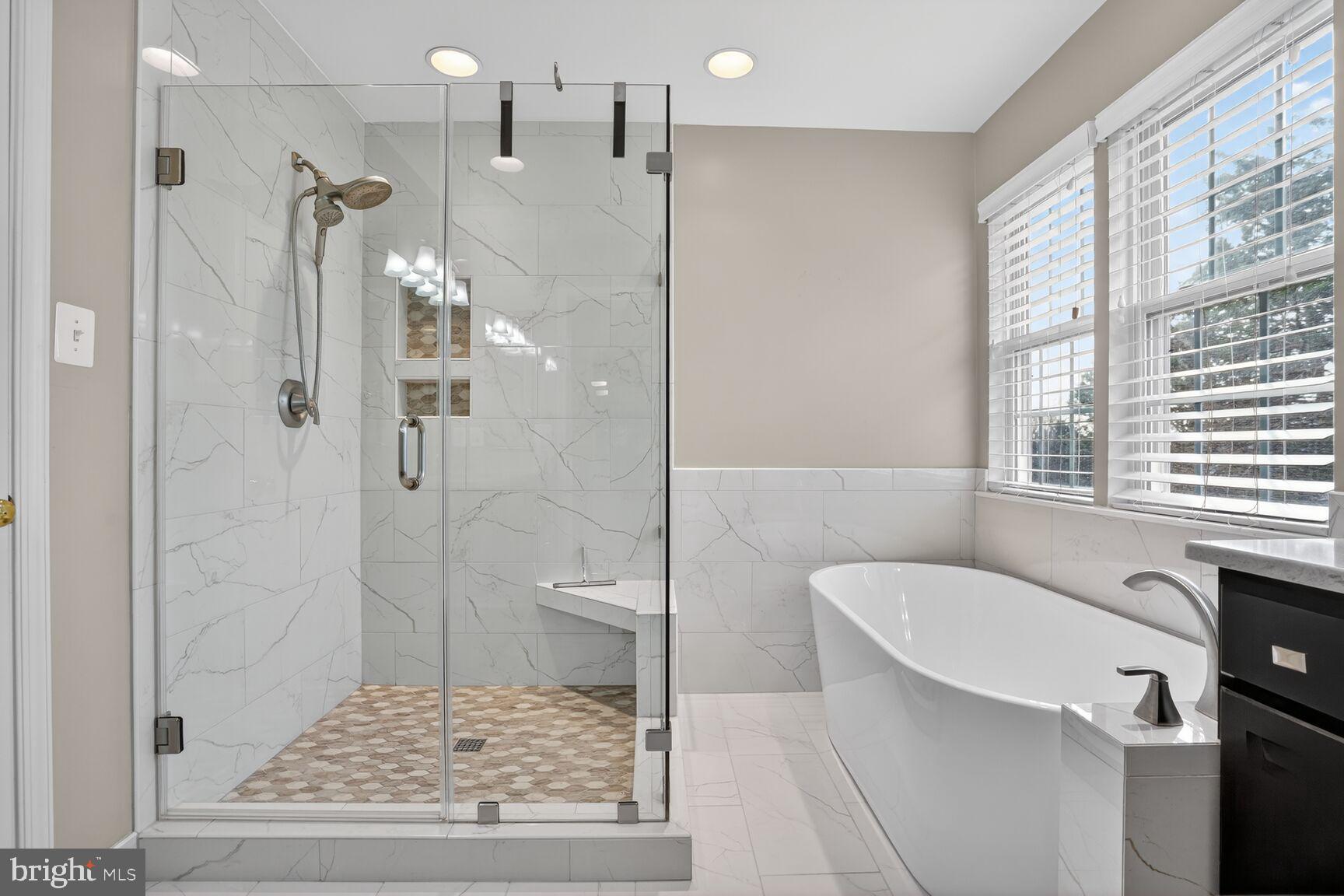 VICTORY LAKES - Residential