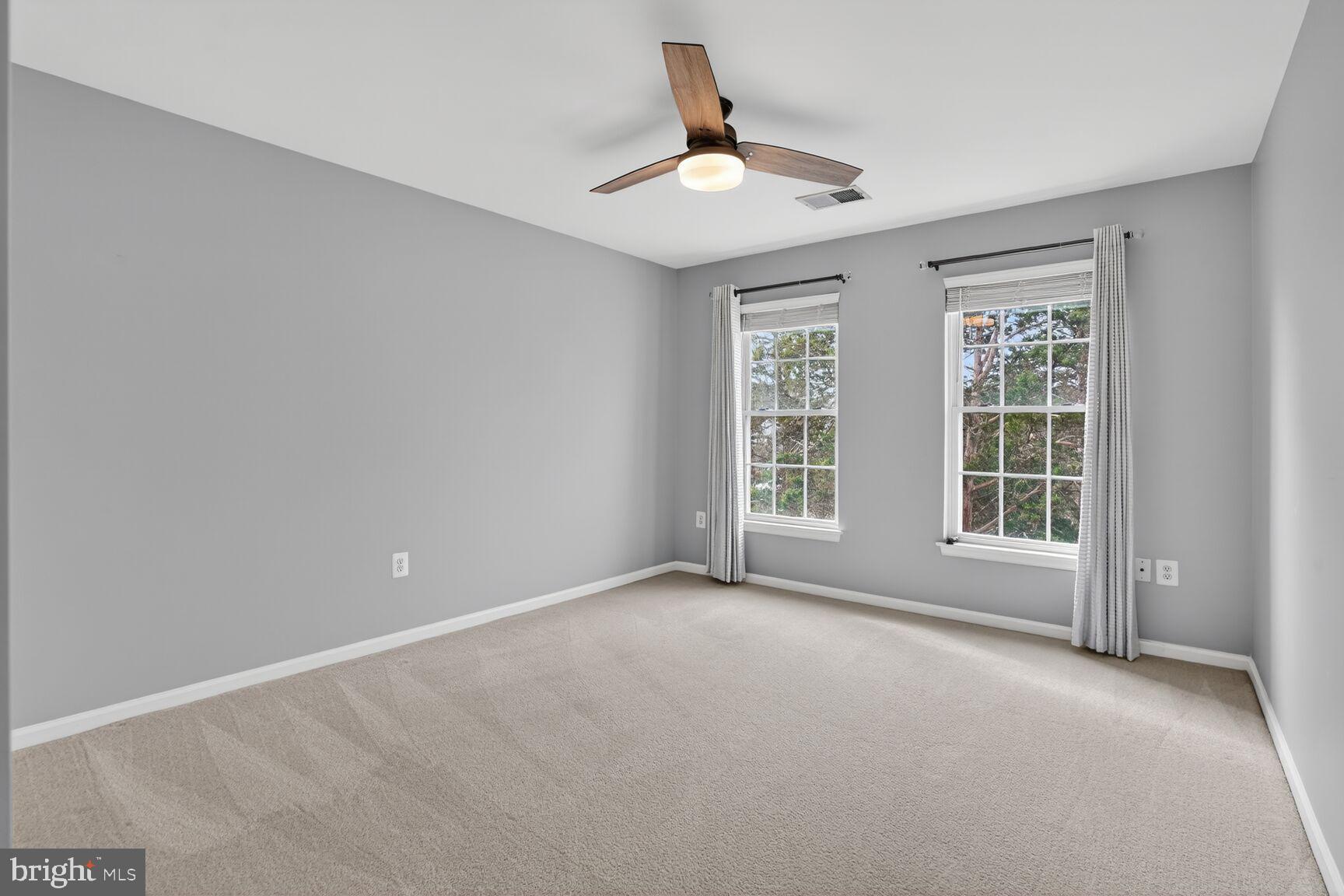 VICTORY LAKES - Residential