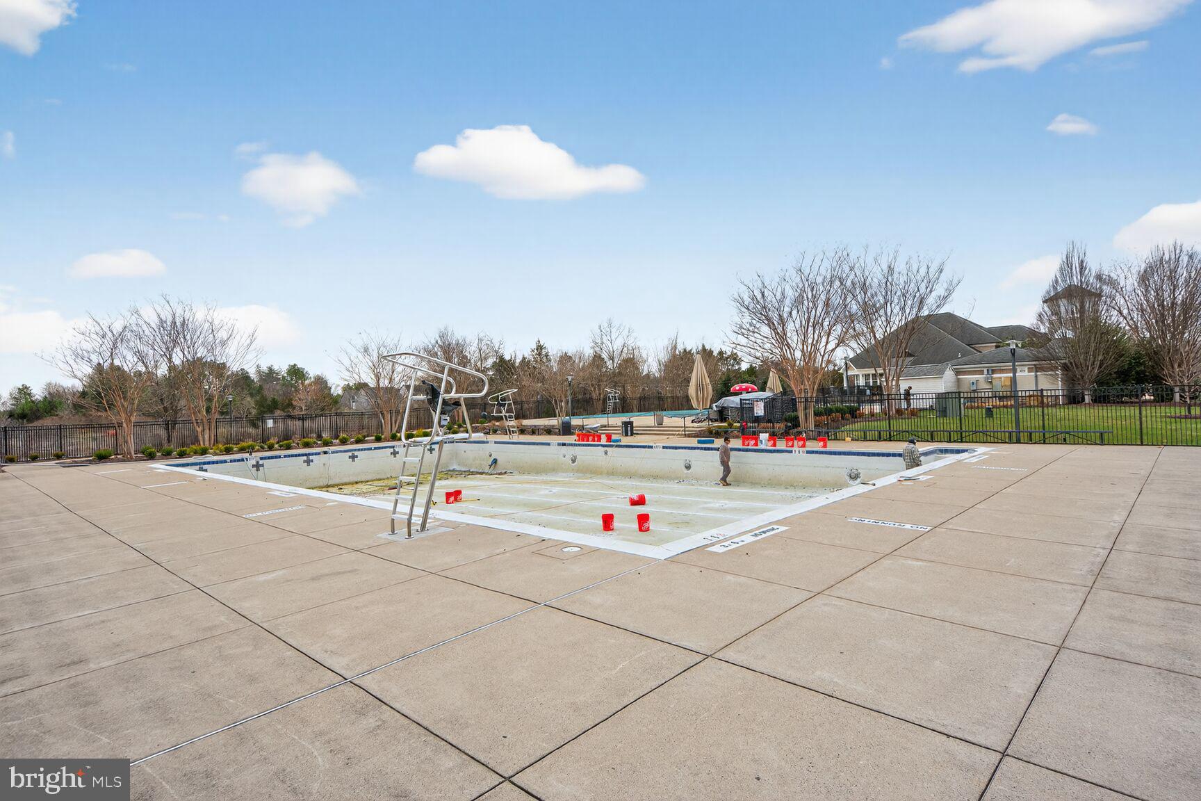 VICTORY LAKES - Residential