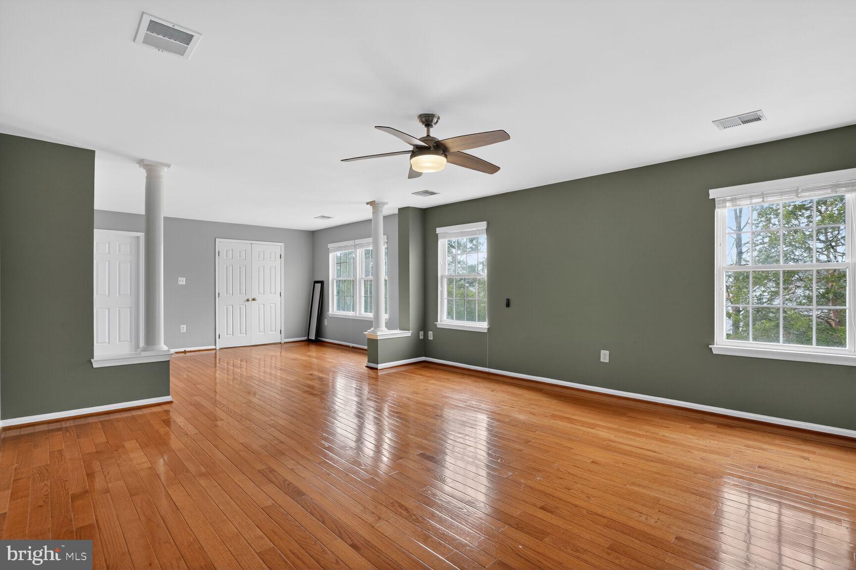 VICTORY LAKES - Residential