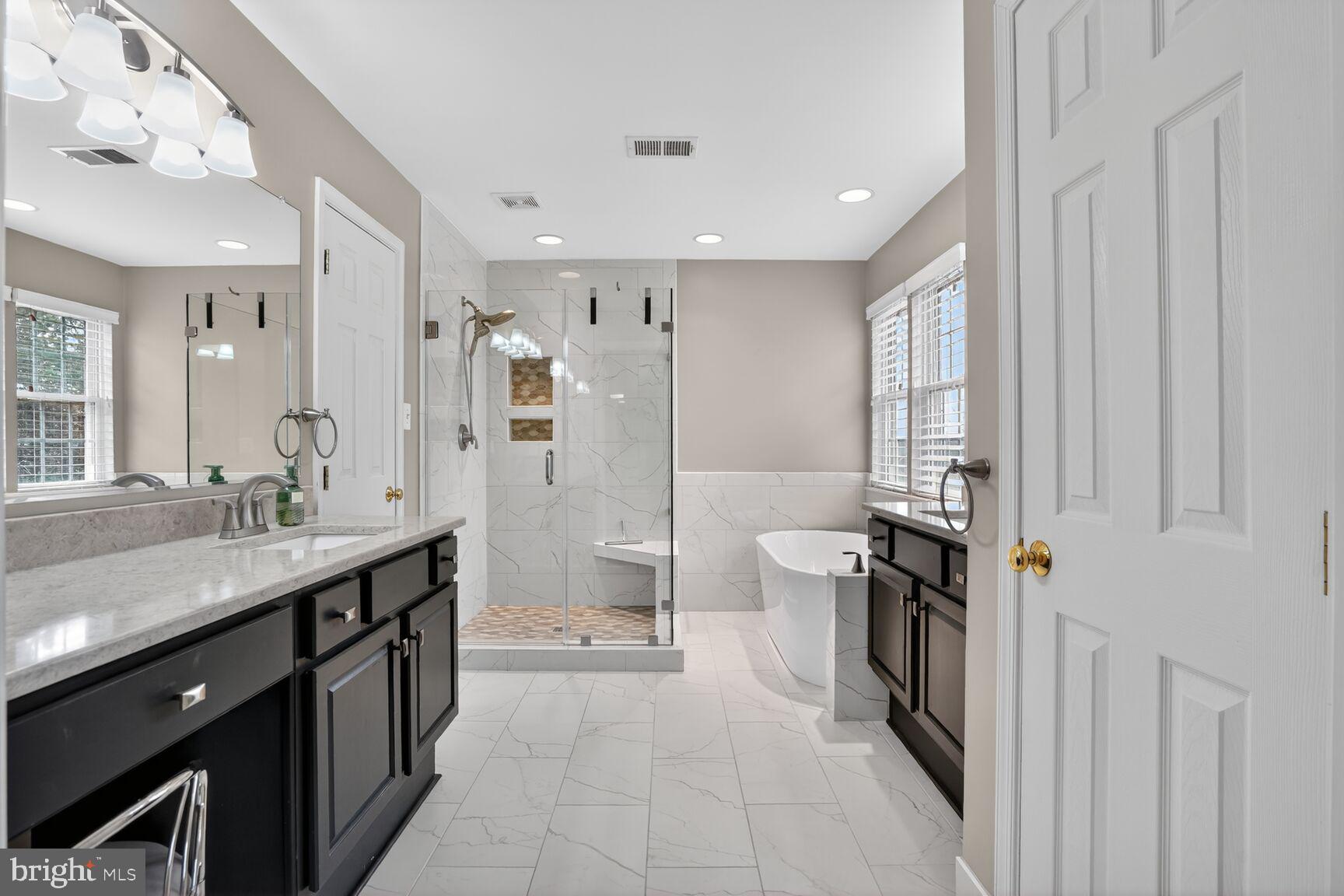 VICTORY LAKES - Residential