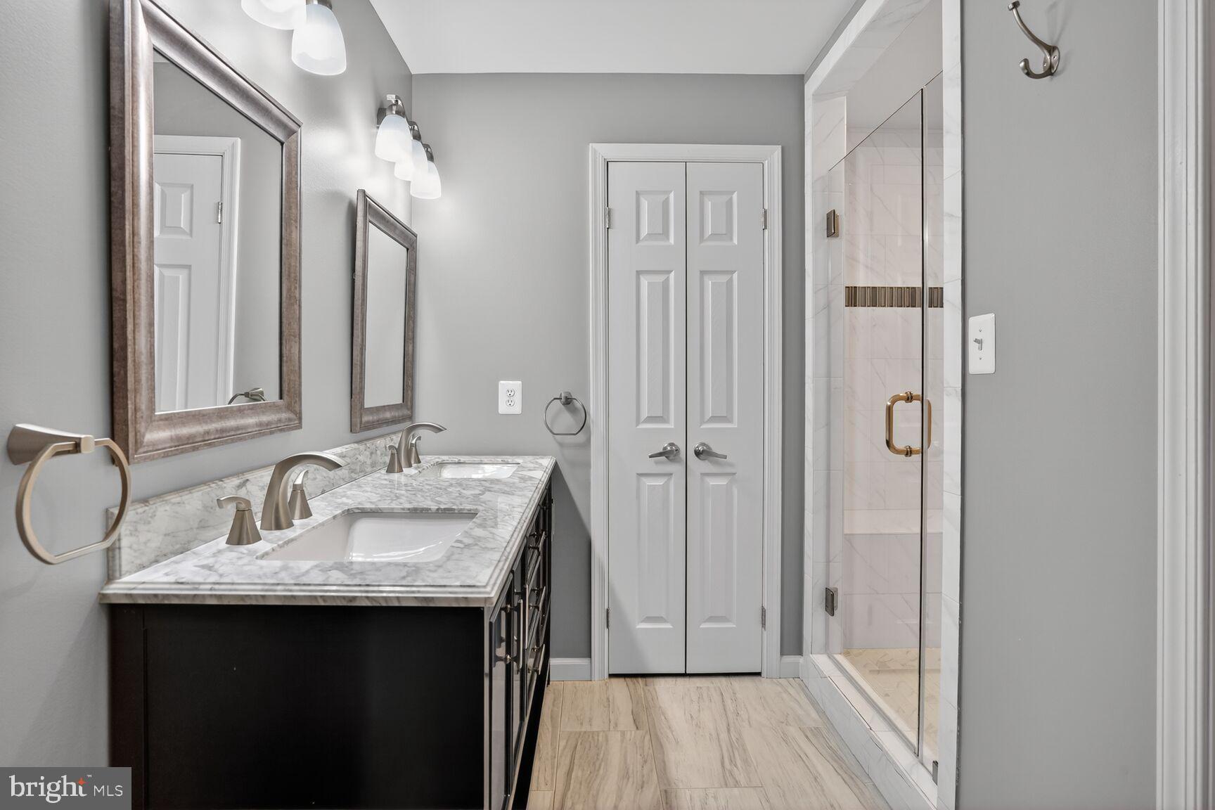 VICTORY LAKES - Residential